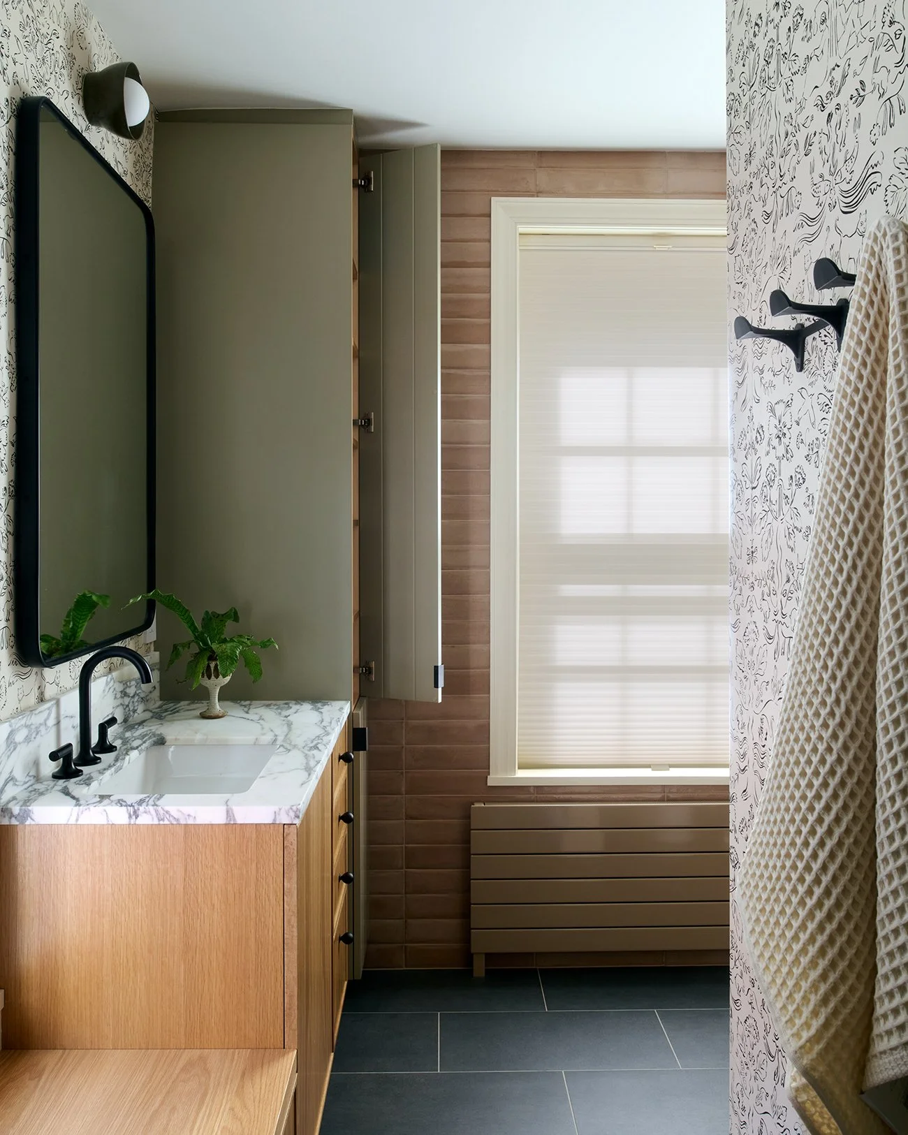 delancey_lores_bath_07_v2.jpg