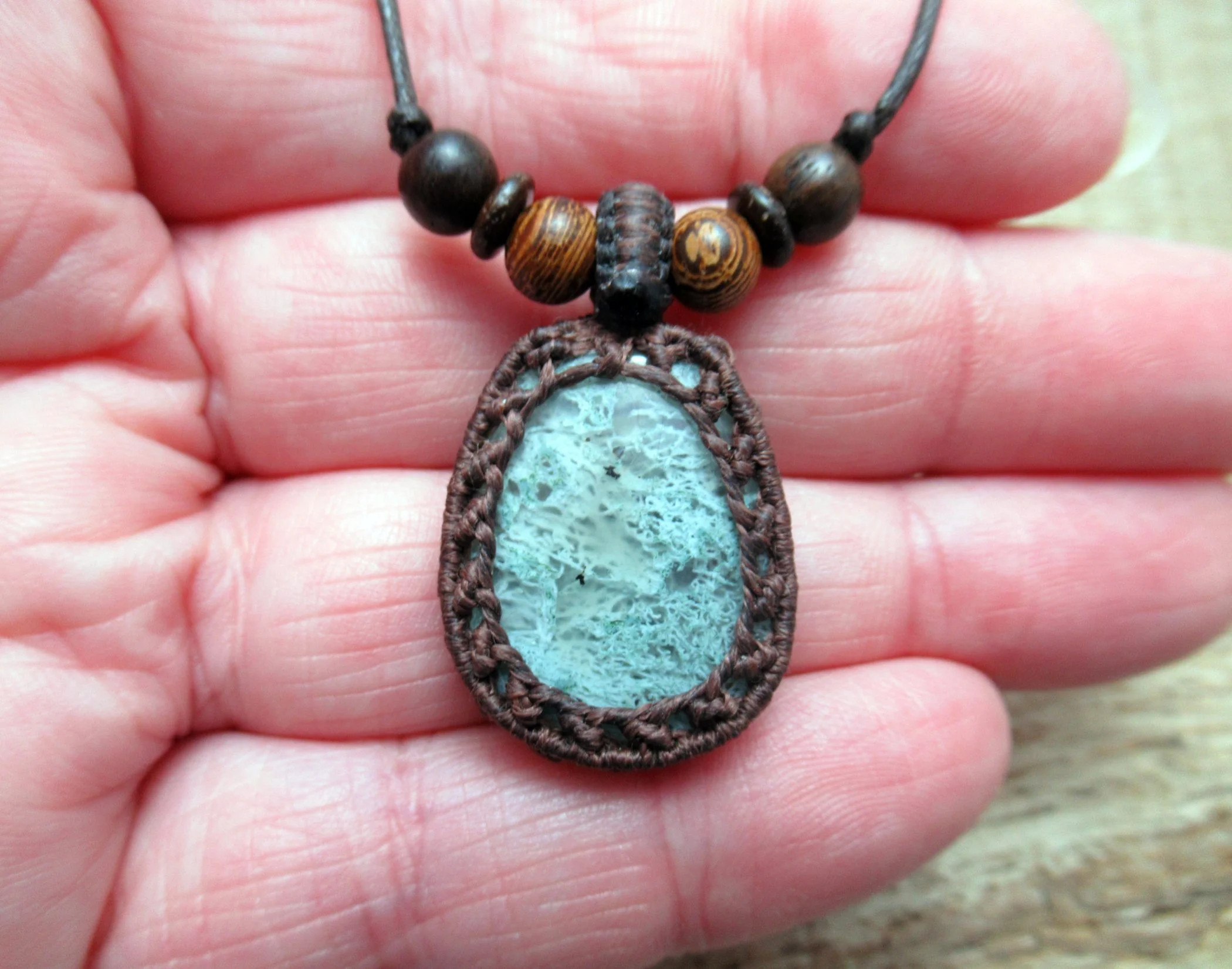 Small moss agate macrame crystal pendant suitable for a man or a woman FREE SHIPPING WORLDWIDE