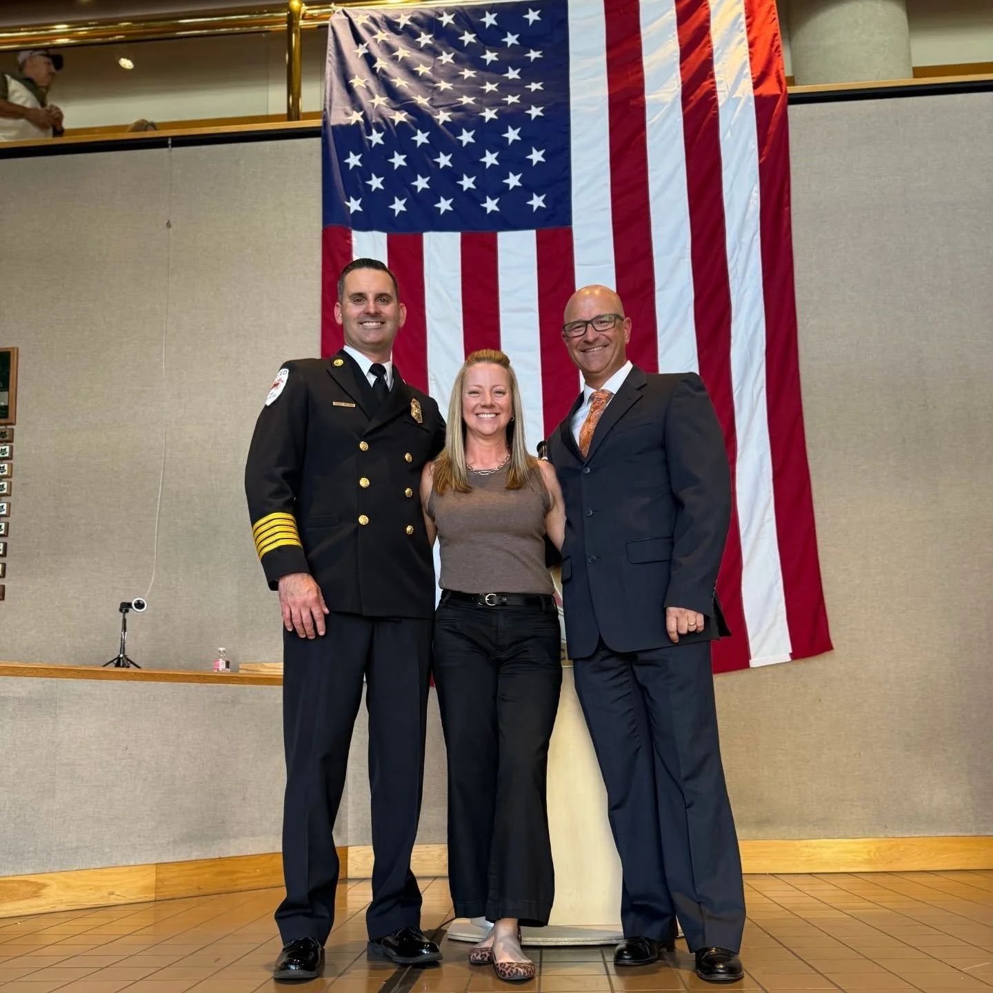 🎉 Honoring Community Leadership!

We were proud to celebrate alongside Executive Director Stephanie Dietz as she attended the swearing-in ceremony of Casey Wilson as the new Fire Chief of the City of Merced, alongside former Fire Chief Derek Parker.