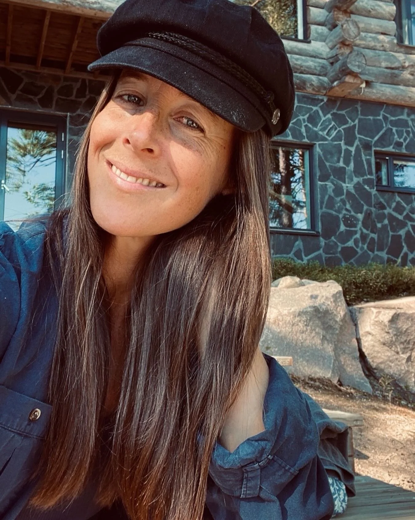 We are not our thoughts.
Not our fears.
Not our achievements.
Not even our story.

This is the insight of the Ashtavakra Gita&hellip;
a contemplative, often overlooked text in the yogic tradition.

It doesn&rsquo;t ask us to strive.
It asks us to see