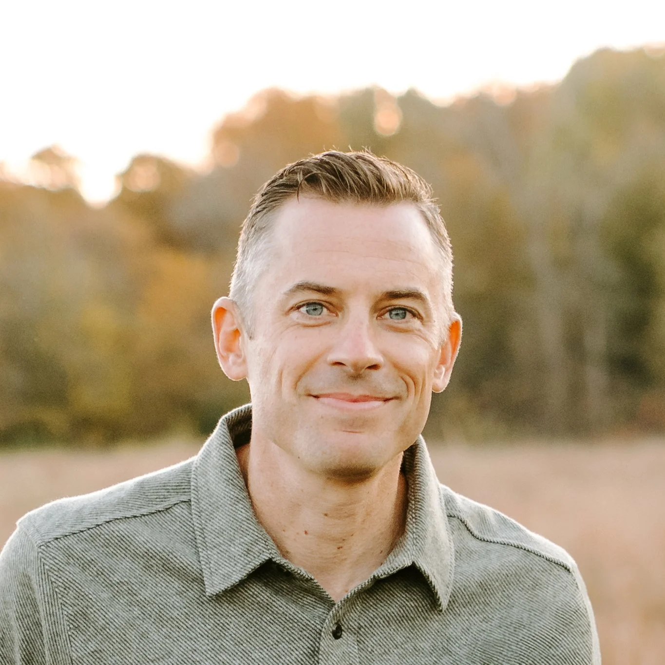 Headshot_Dustin C.jpg