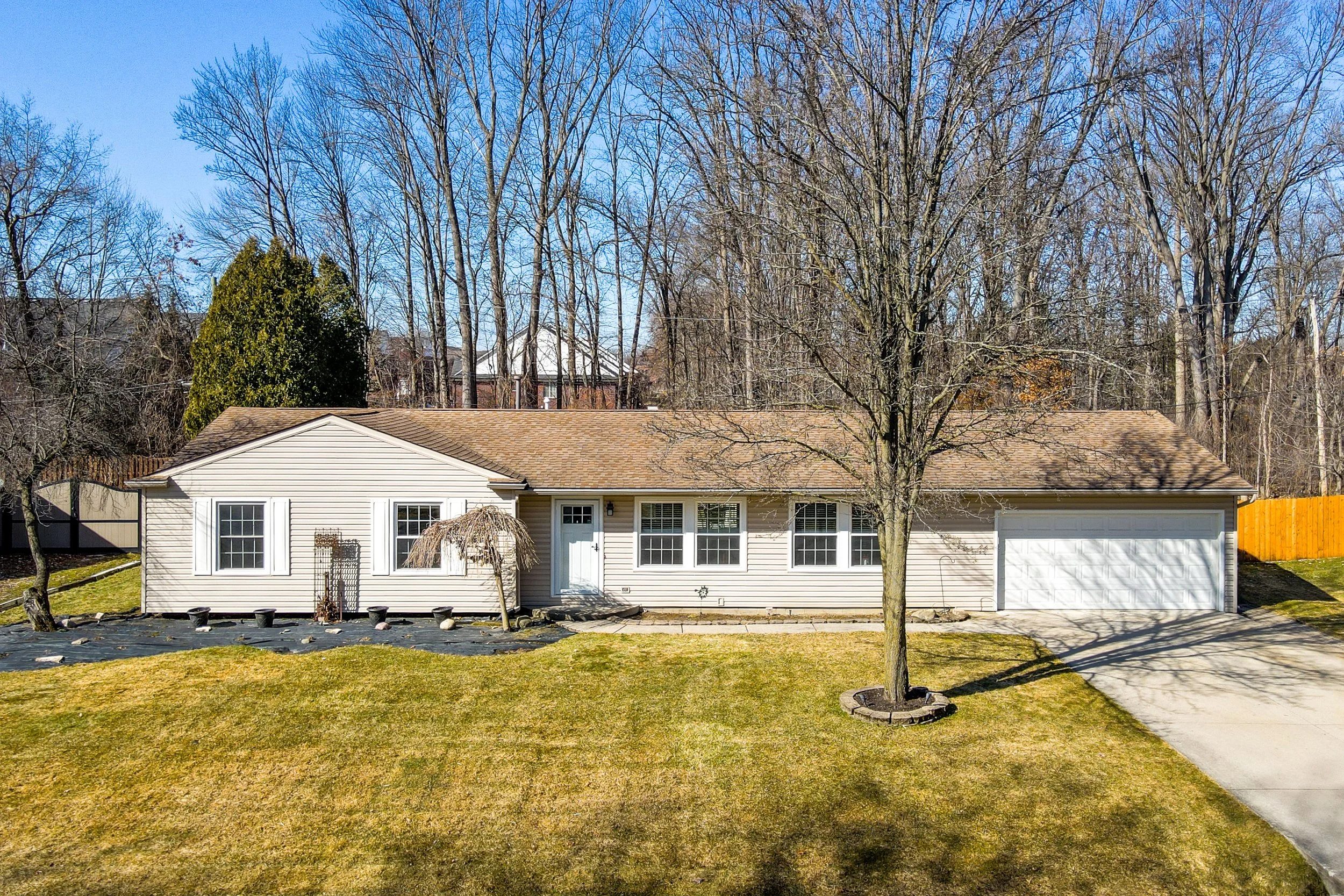 53225 Luann Drive, Shelby Twp
