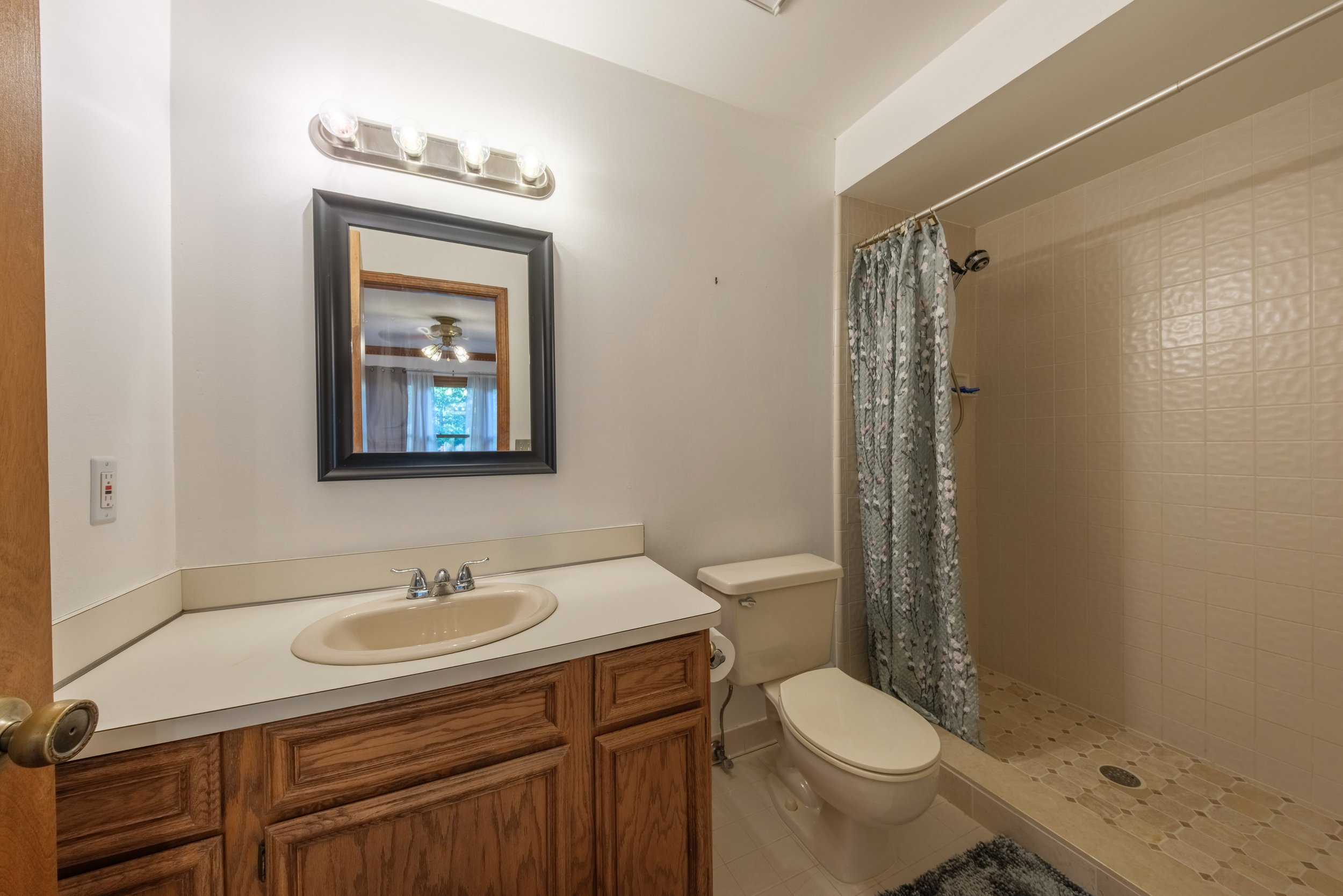 oakview-027.jpg
