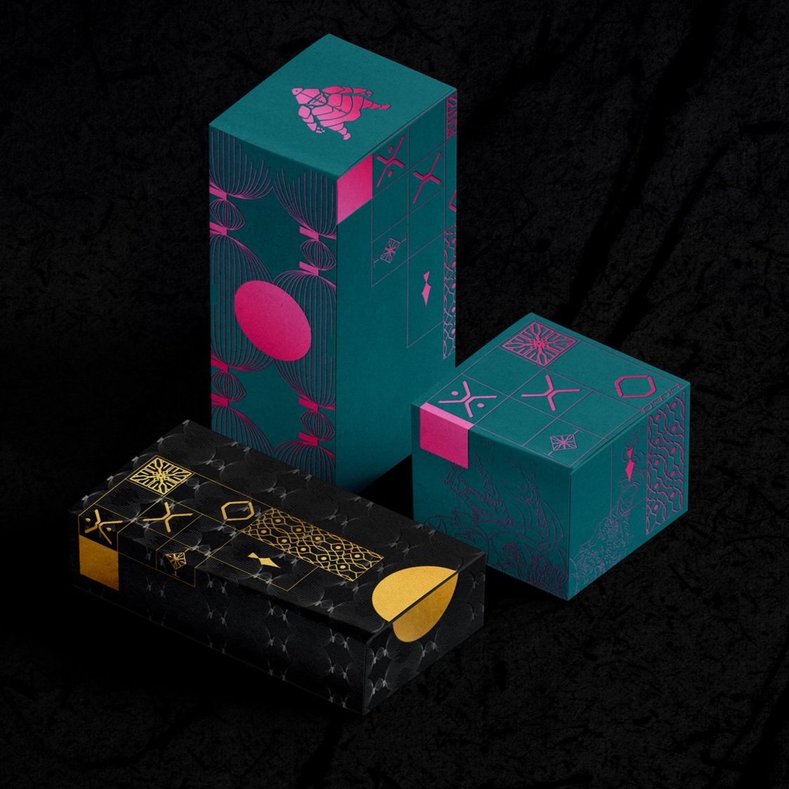 PLAINS+OF+YONDER+Deliverables_1_Golden_Gai_Piezas_Gift_Boxes_1.jpg