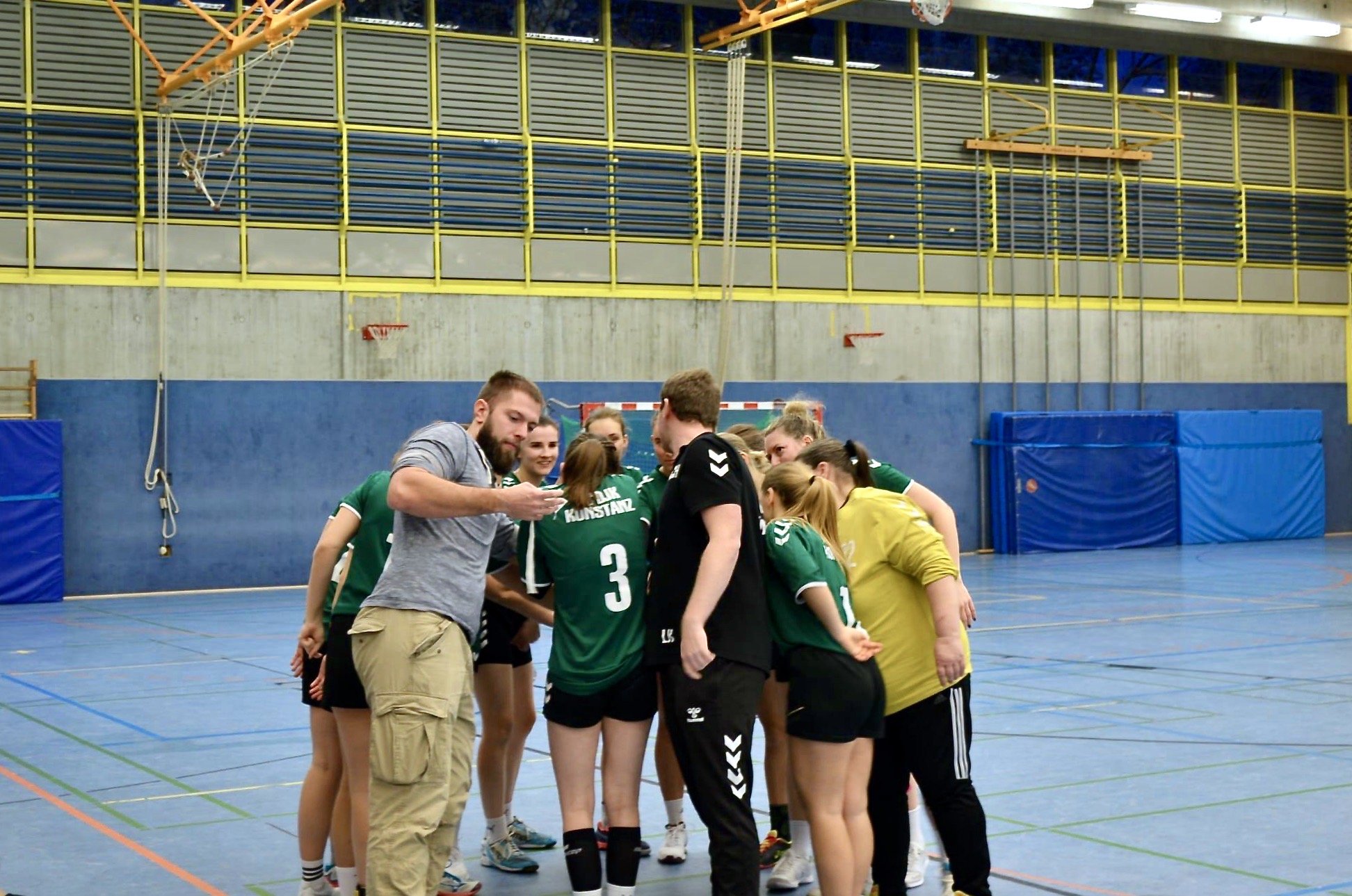 Kein blumiges Spiel der HC DJKler Frauen