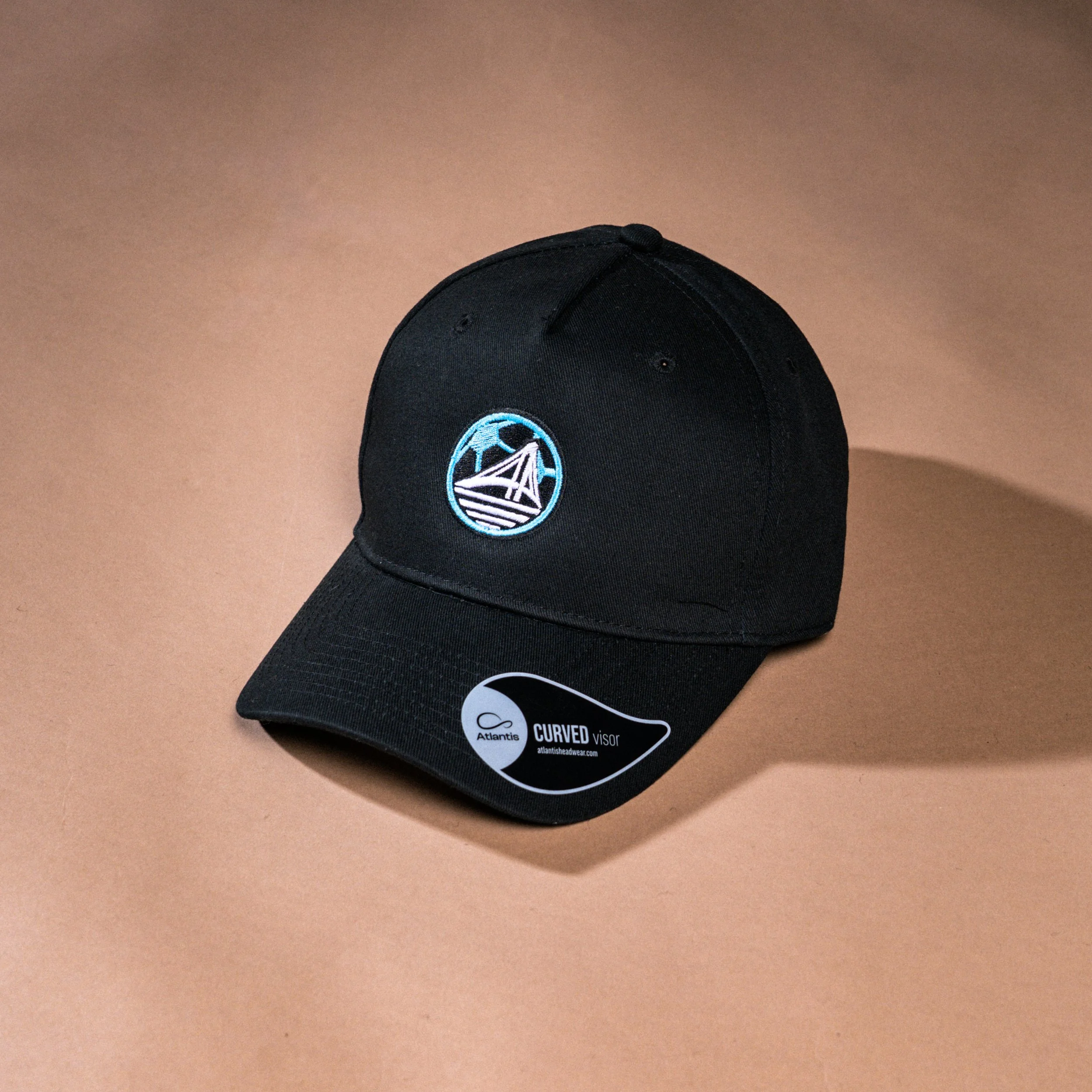 Caps
