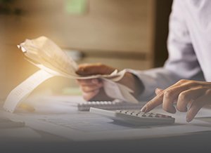 Which Do You Need? A Tax Preparer or an Accountant?