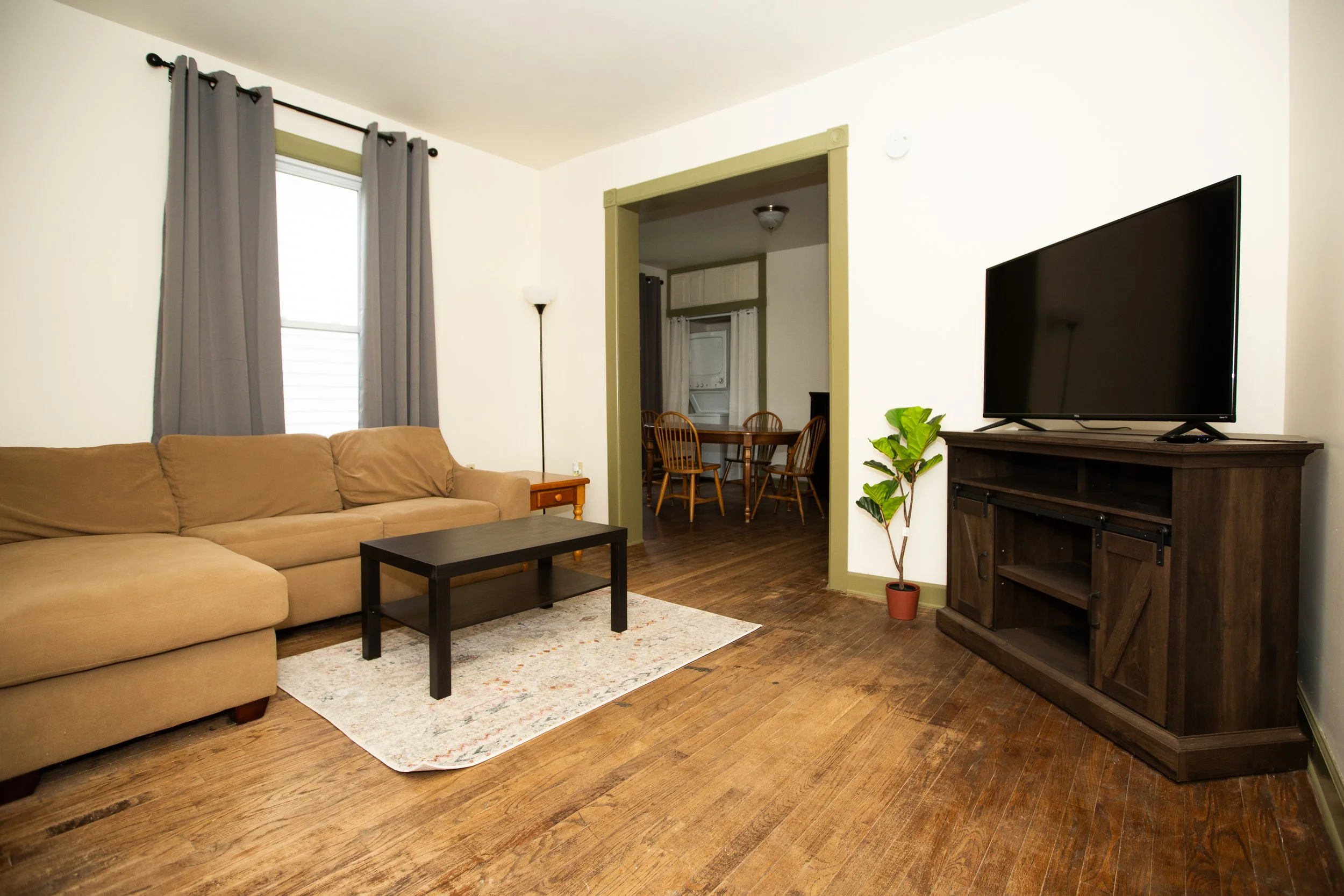  32 FORD AVE. ONEONTA, NY  
Unit A: 3 Beds, 1.5 Baths -  UNAVAILABLE 
 
Unit B: 2 Beds, 1 Baths -  UNAVAILABLE  
*Offered individually, or as whole house