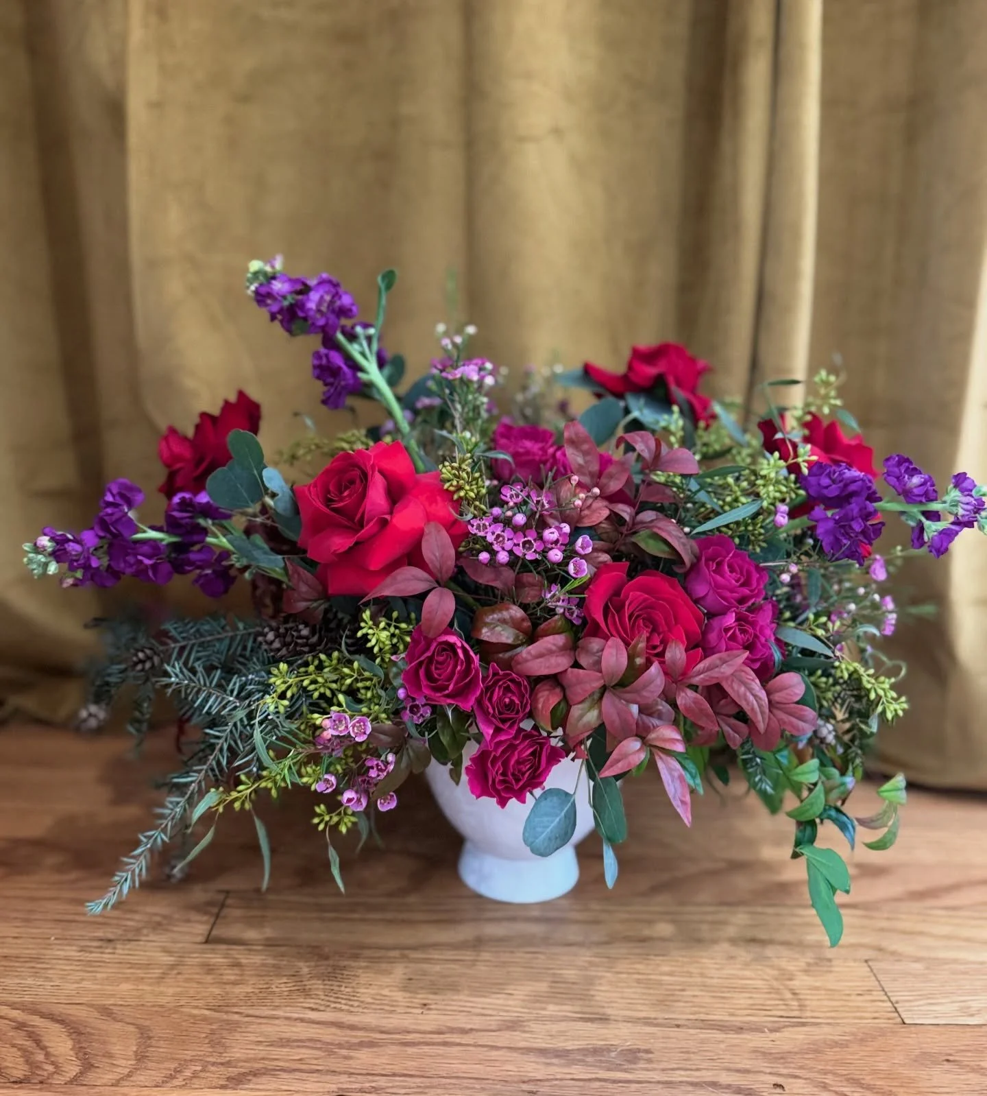 I absolutely love when people out of state find me via Google and order for a local friend or family member. They totally could just use 1-800-flowers etc, but they take the time to find a small business! 

Today&rsquo;s flowers were for a 50th birth