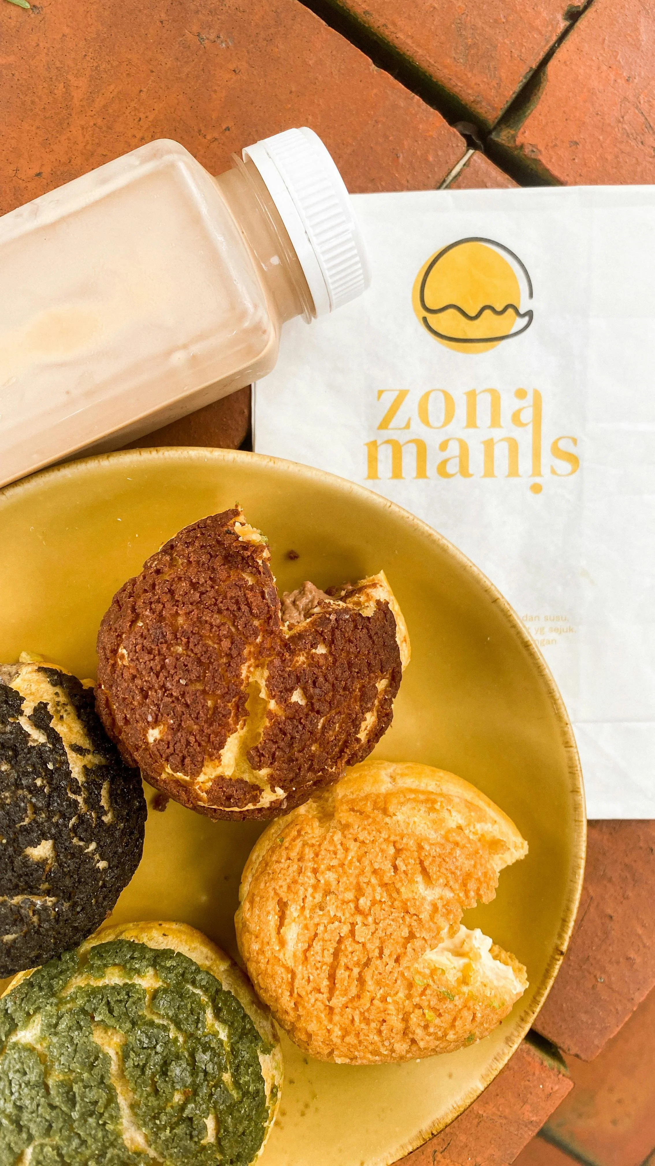 Sponsor-Branded Food or Drinkware