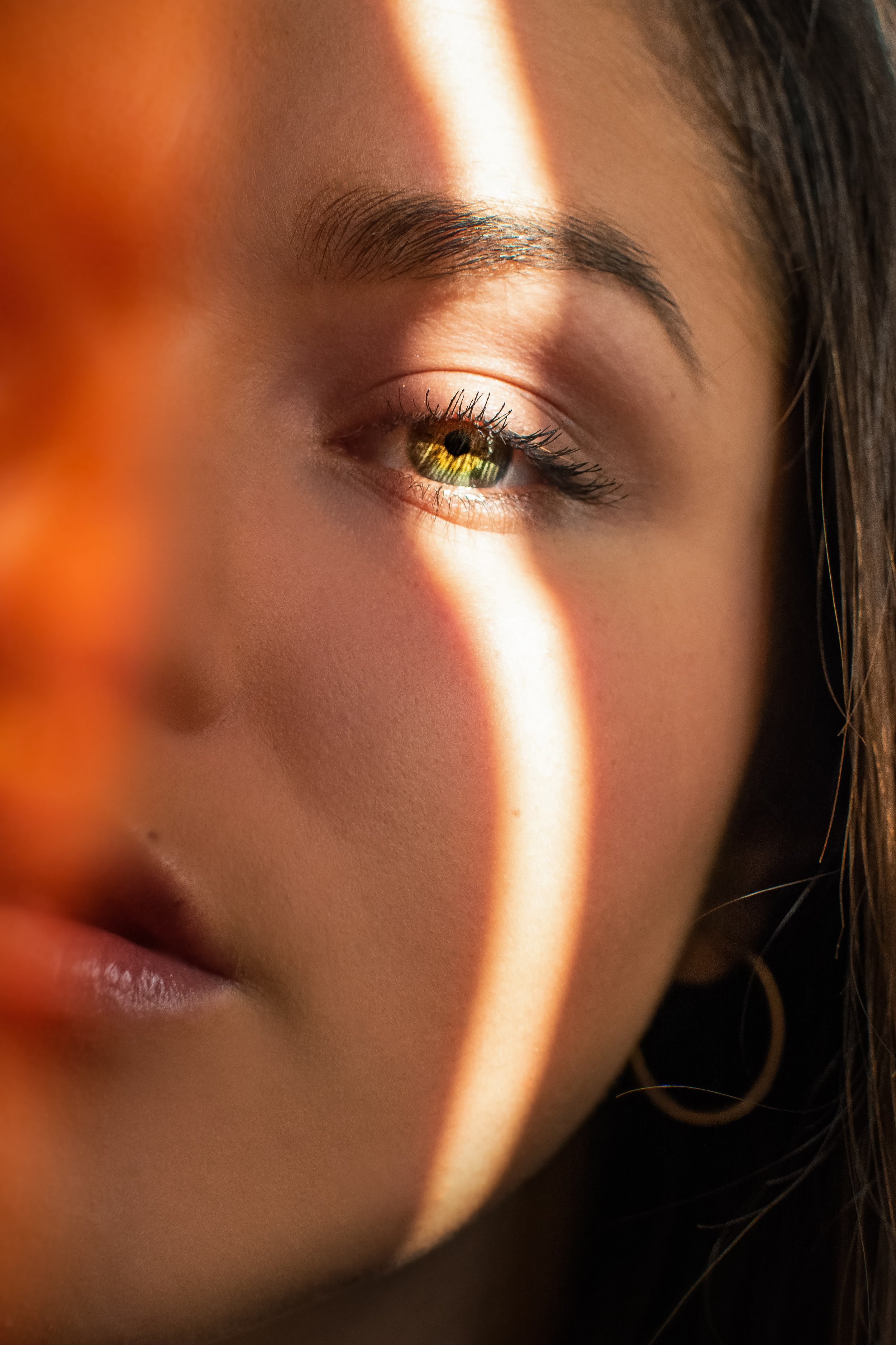 eye feelthentic