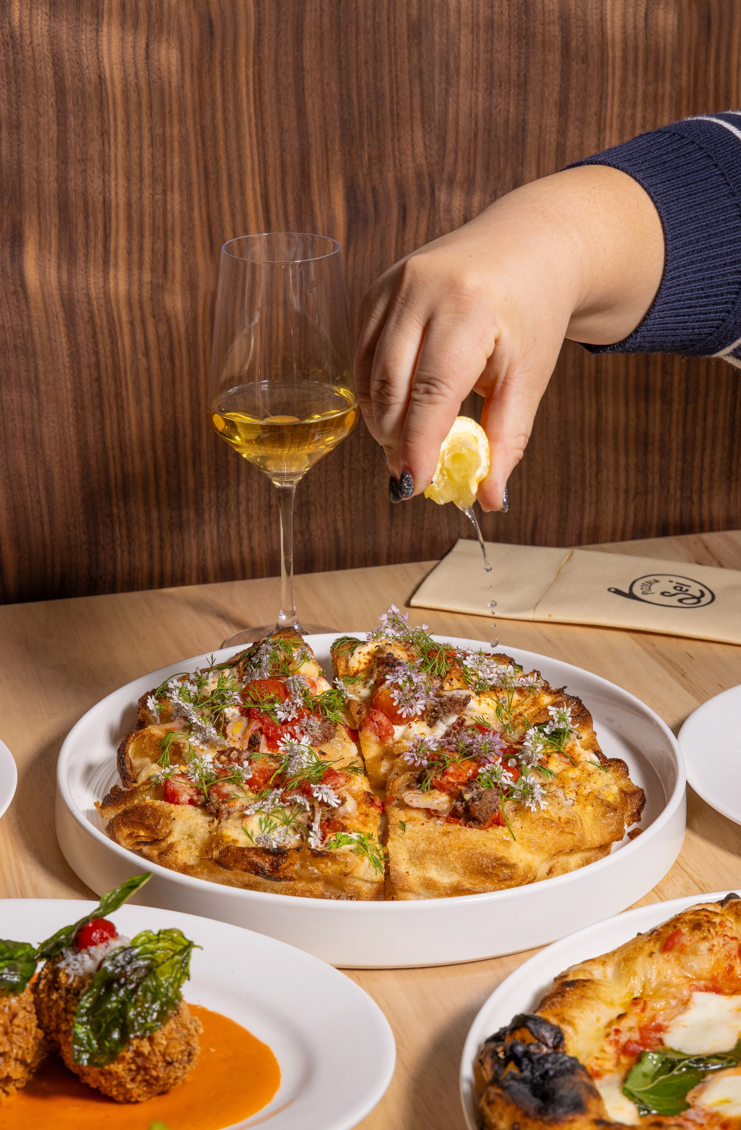Eater LA food photographer Stan Lee wood fired pizza char crust