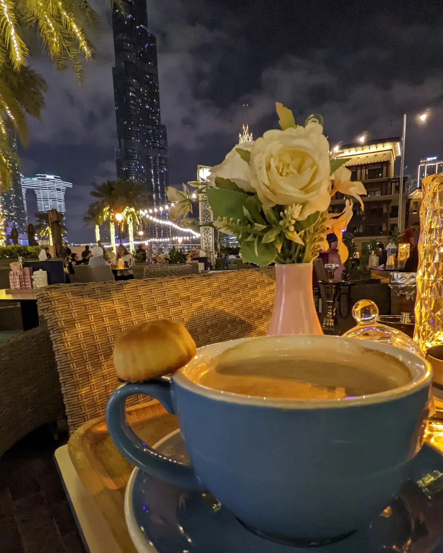 @othmanslounge latte, dinner, and an amazing view of the @burjkhalifa 😍

Just a peak into the trip so far, now we gotta see if we can somehow get a ticket for the museum of the future 🤔 
.
.
.
#dubai #burj #burjkhalifa #nexreality #emaar #serafen #