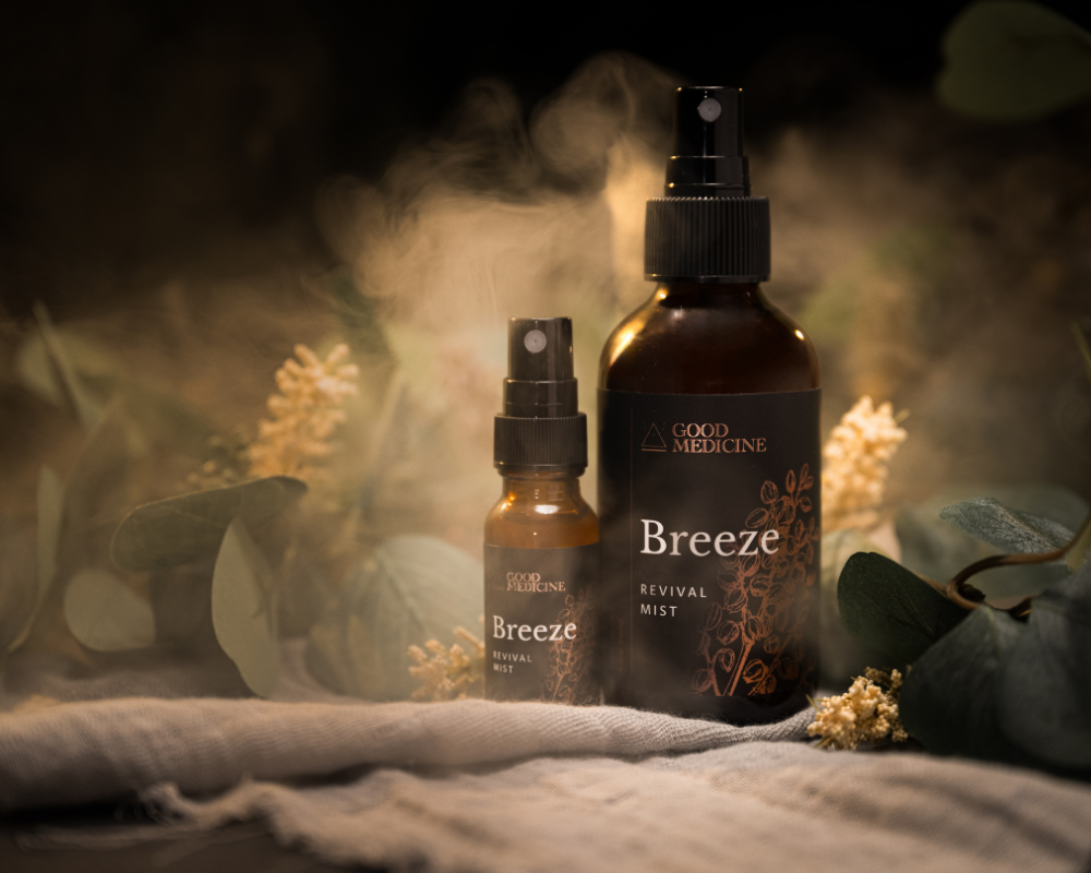 A refreshing breeze that calms the mind, enlivens the soul and soothes the skin. This wildcrafted, nutrient-rich fluid, quickly tones, revives, and refreshes the skin. Concentrated healing and anti-bacterial ingredients combine to create a toner that