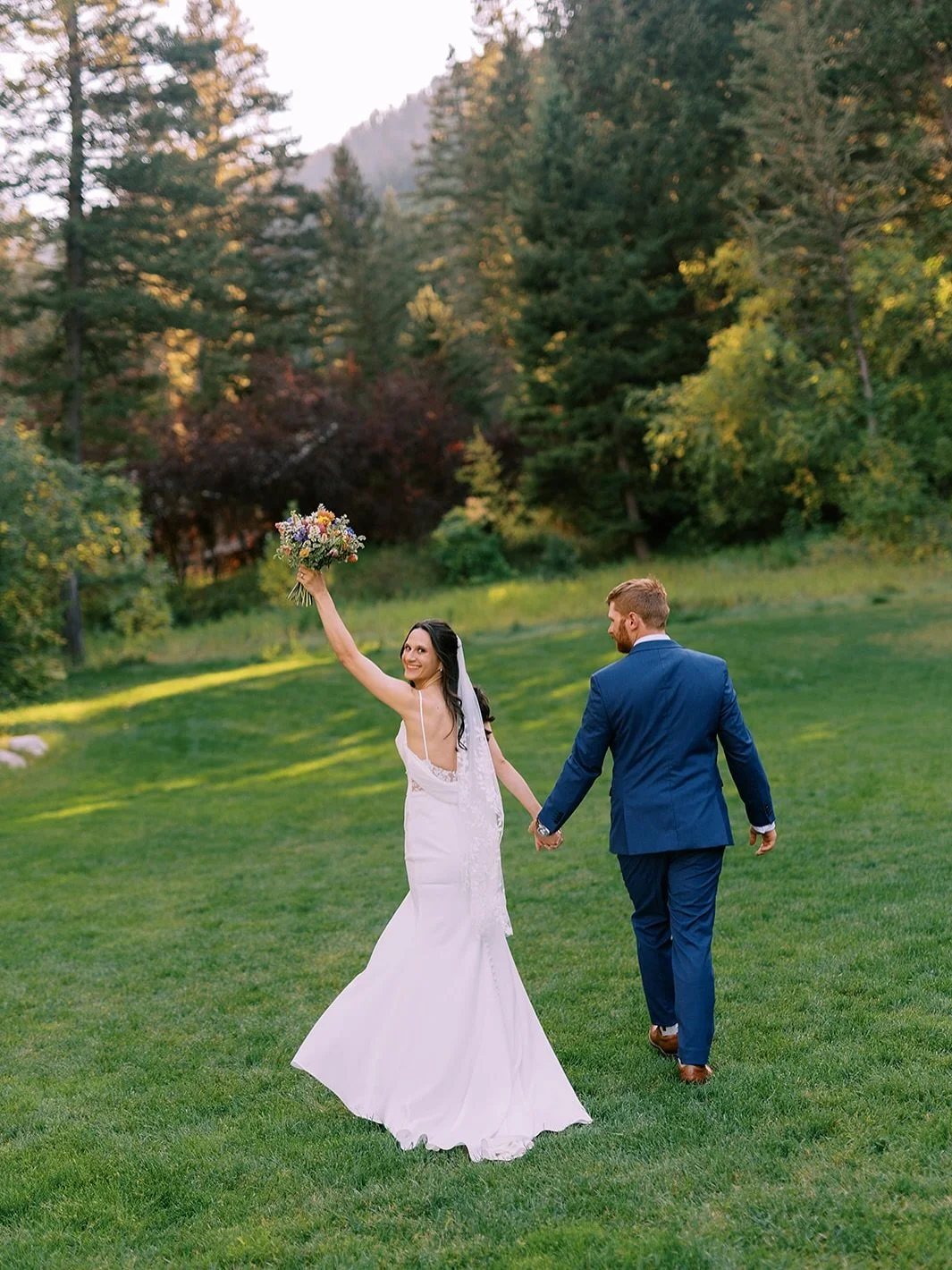 Fall is here and I'm all for it 🍂

The colors are just starting to turn and were the perfect backdrop for Sarah + Colter's wedding day at @montanawoodlands 

Such a fun day with these two and all of their family and friends! 

#bozemanweddingphotogr