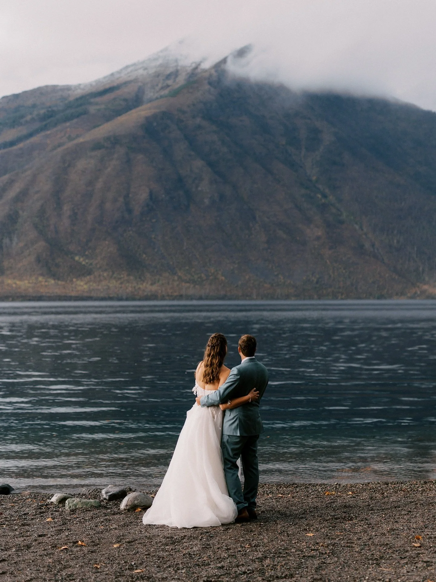 Glacier with C + T 🖤 

Rain, wind, and snow couldn't stop these two from having a magical time on their wedding day 💫

#glaciernationalparkmontana #glacierweddingphotographer #nationalparkweddingphotographer #glacierelopementphotographer #bozemanwe