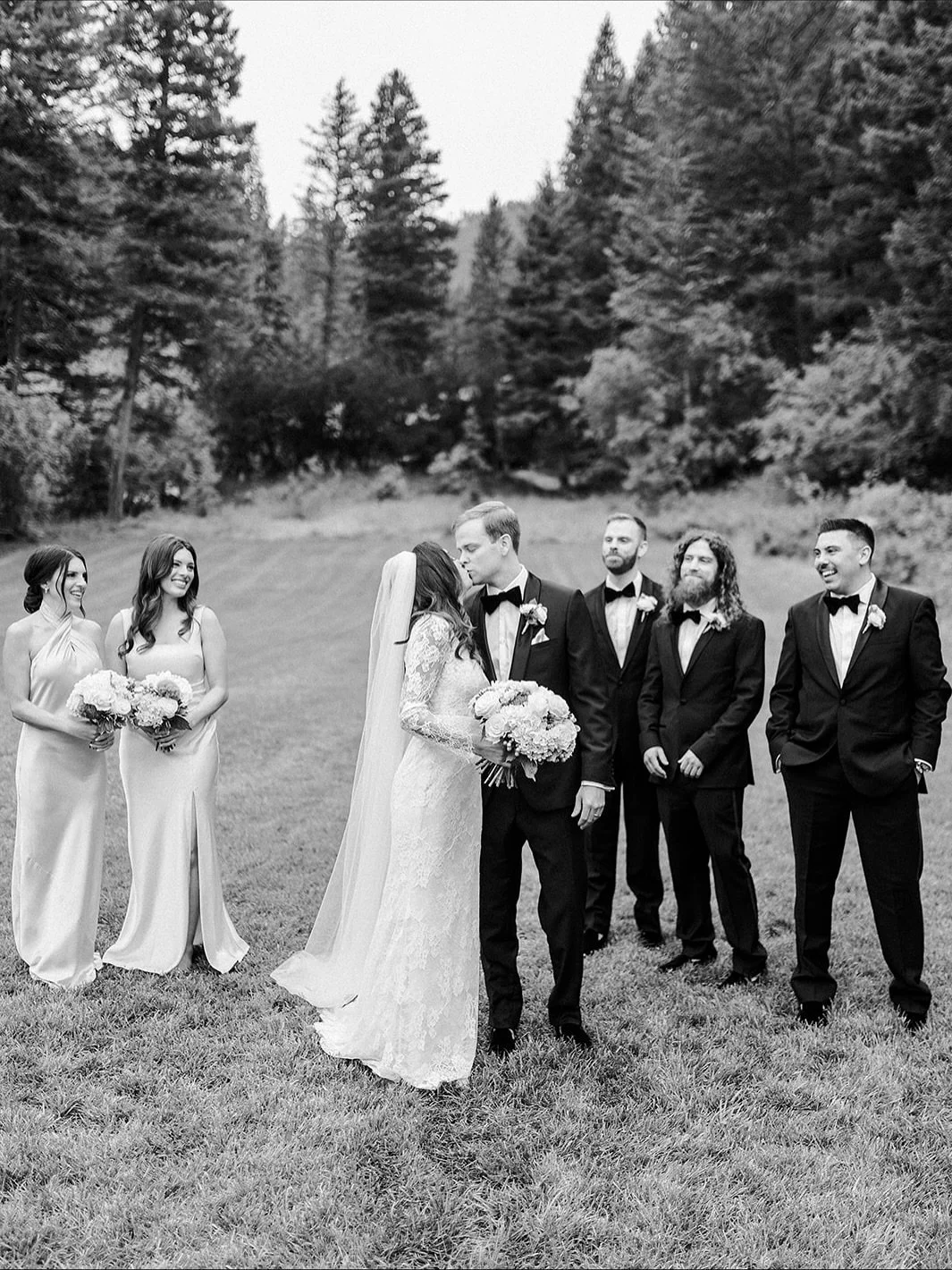 Black and white moments that never go out of style 🖤🤍🖤