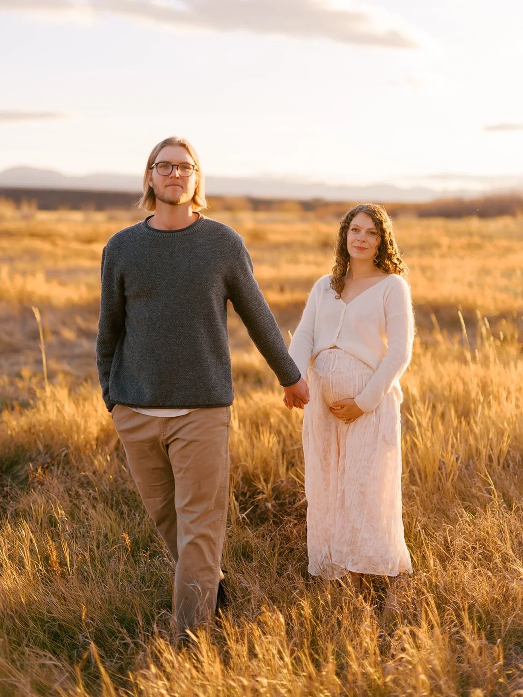 An evening with these two, soaking in and documenting the moments before they become a family of three 💛

#bozemanmaternityphotographer #bozemanfamilyphotographer #montanafamilyphotographer #thearchetypeprocess