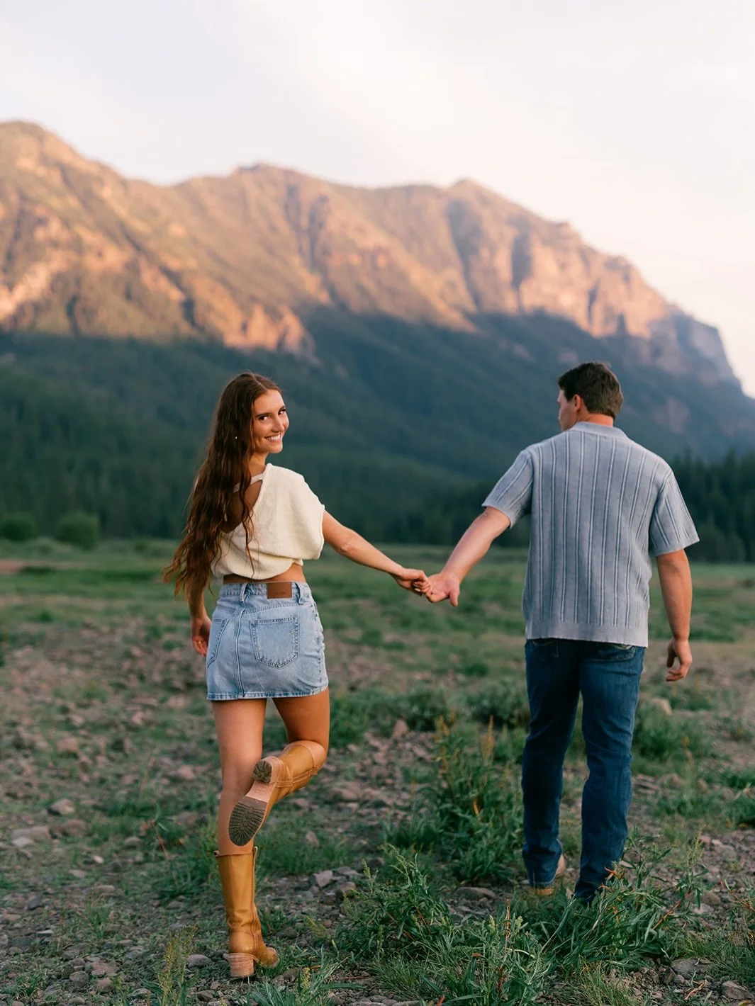 ✨2025✨

A year of growth, creativity, and realignment. Can't wait for what 2026 will bring!