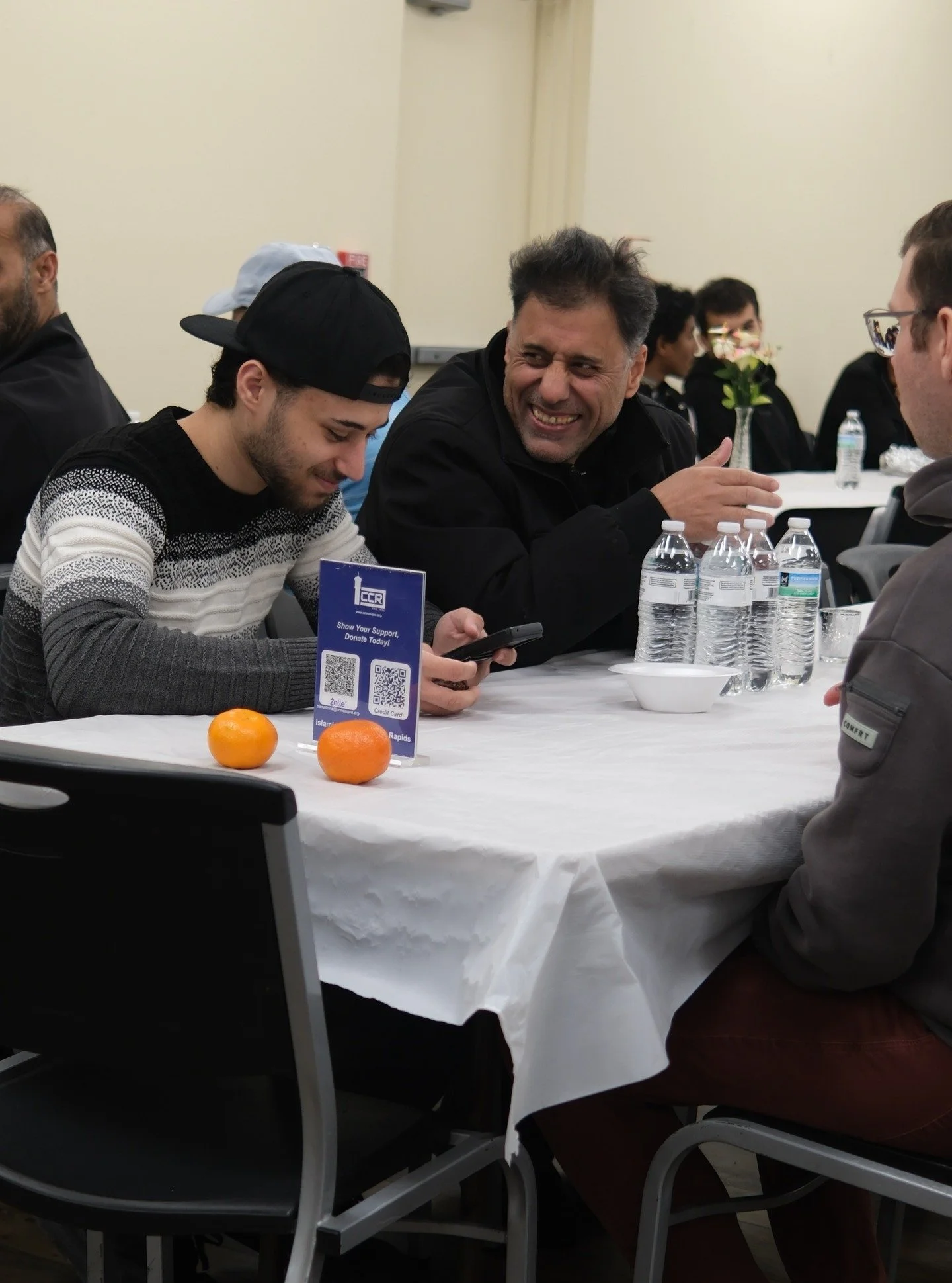 Some photos from the Egyptian-sponsored iftar last night!