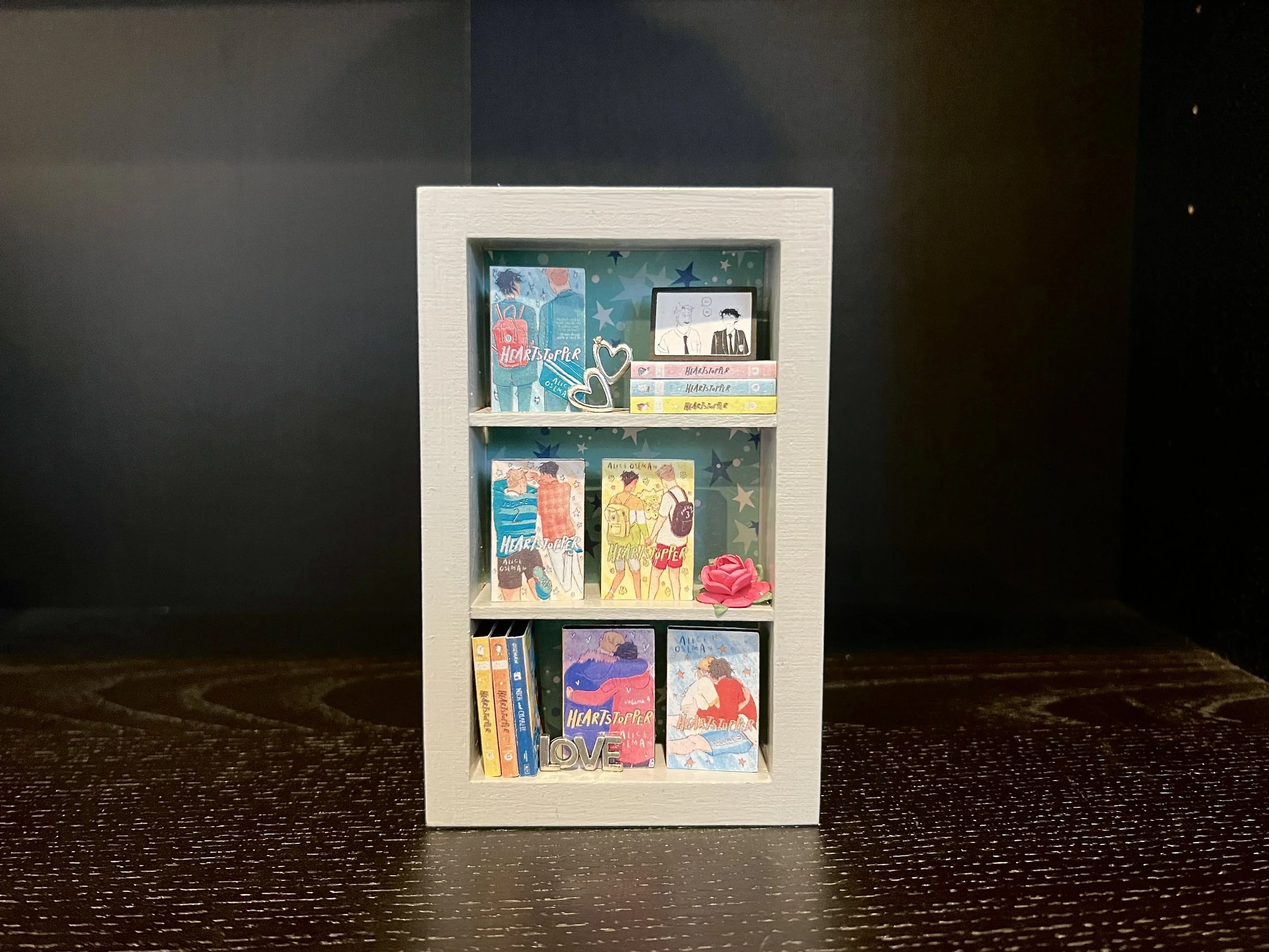 Heartstopper Tiny Shelf