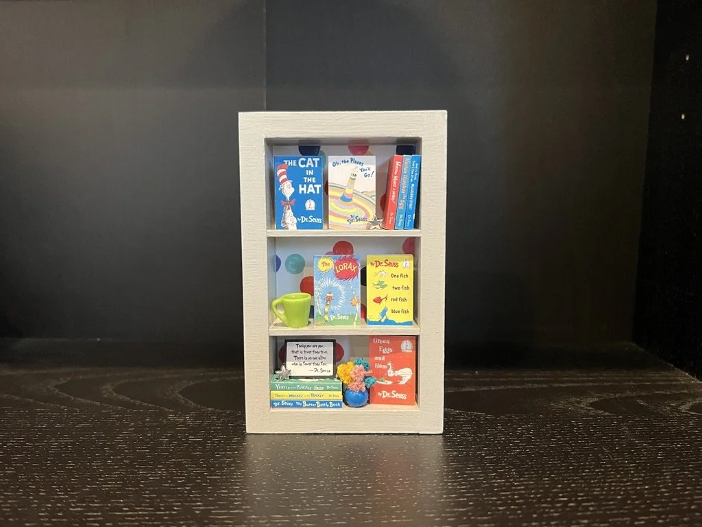 Dr. Seuss Tiny Shelf