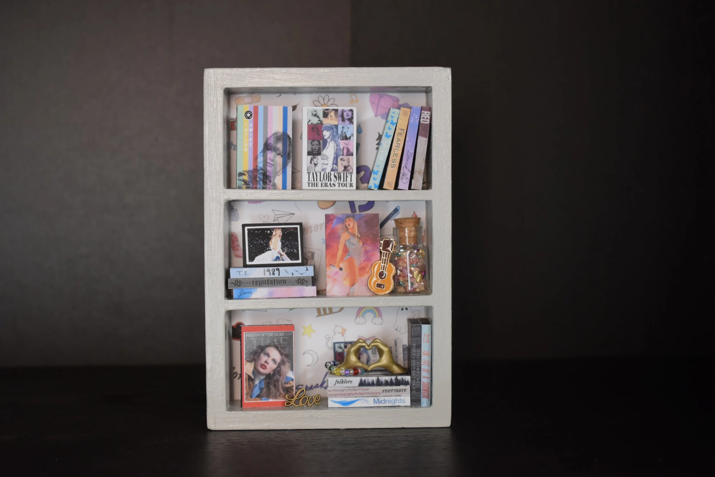 Taylor Swift Tiny Shelf
