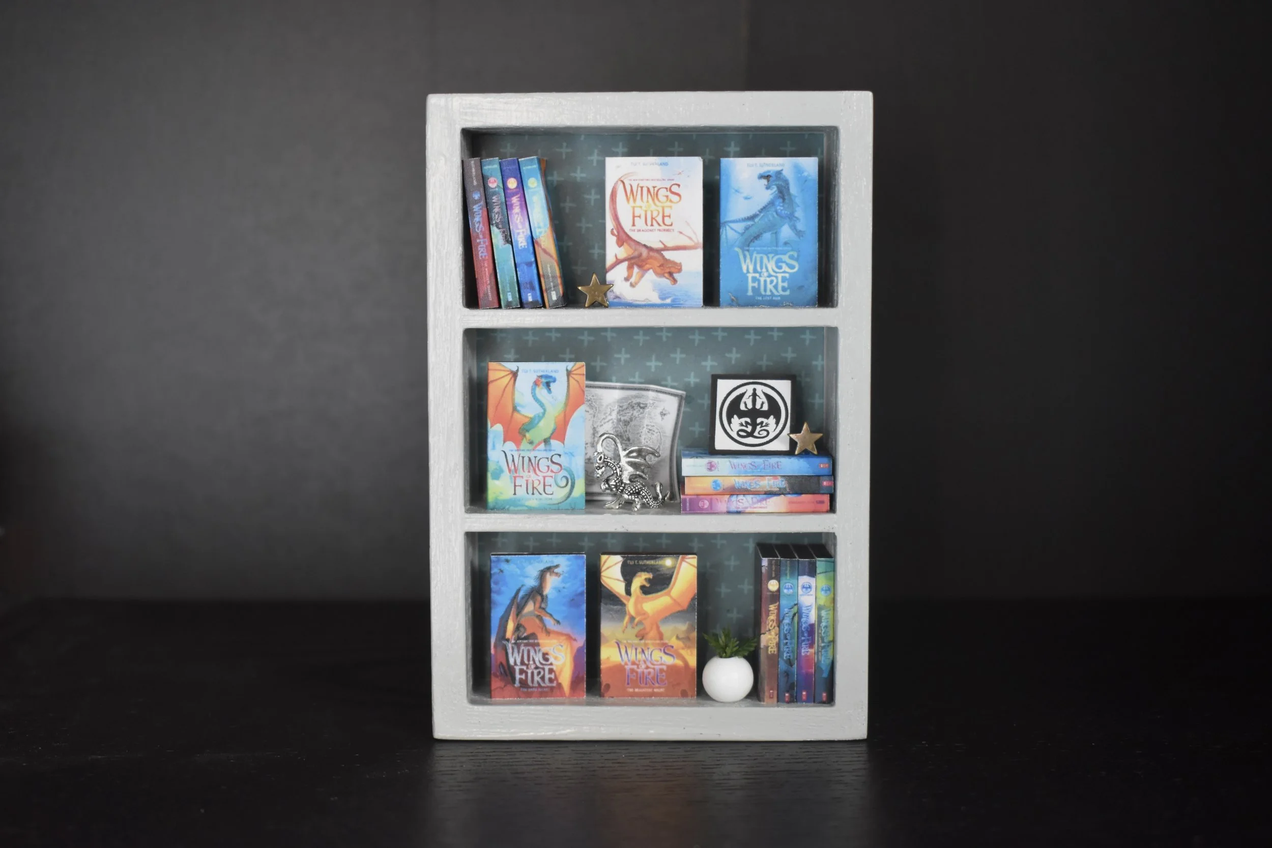 Wings of Fire Tiny Shelf