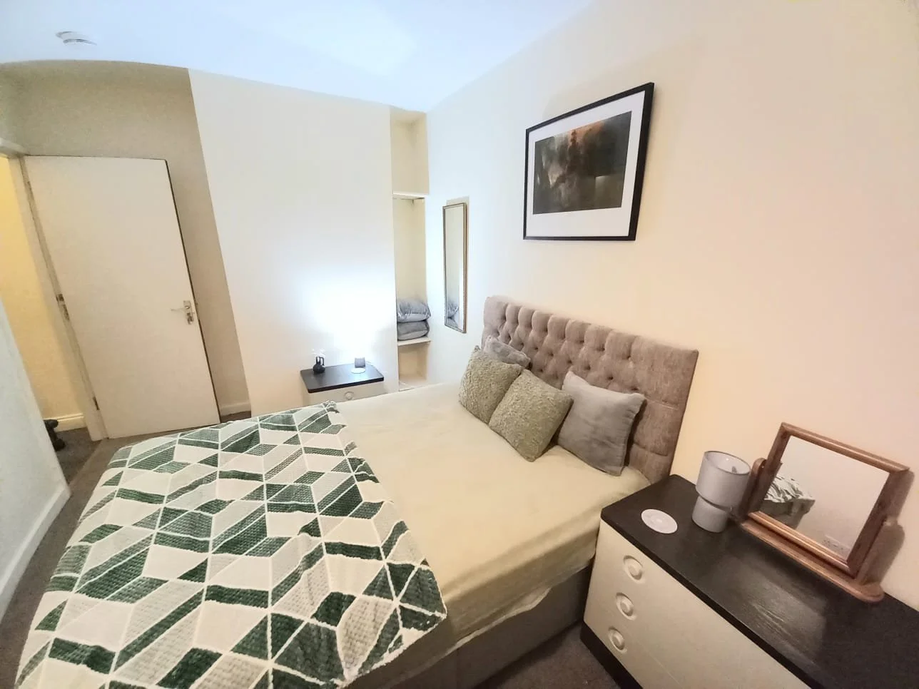 WhatsApp Image 2023-11-24 at 11.24.08 (1).jpeg