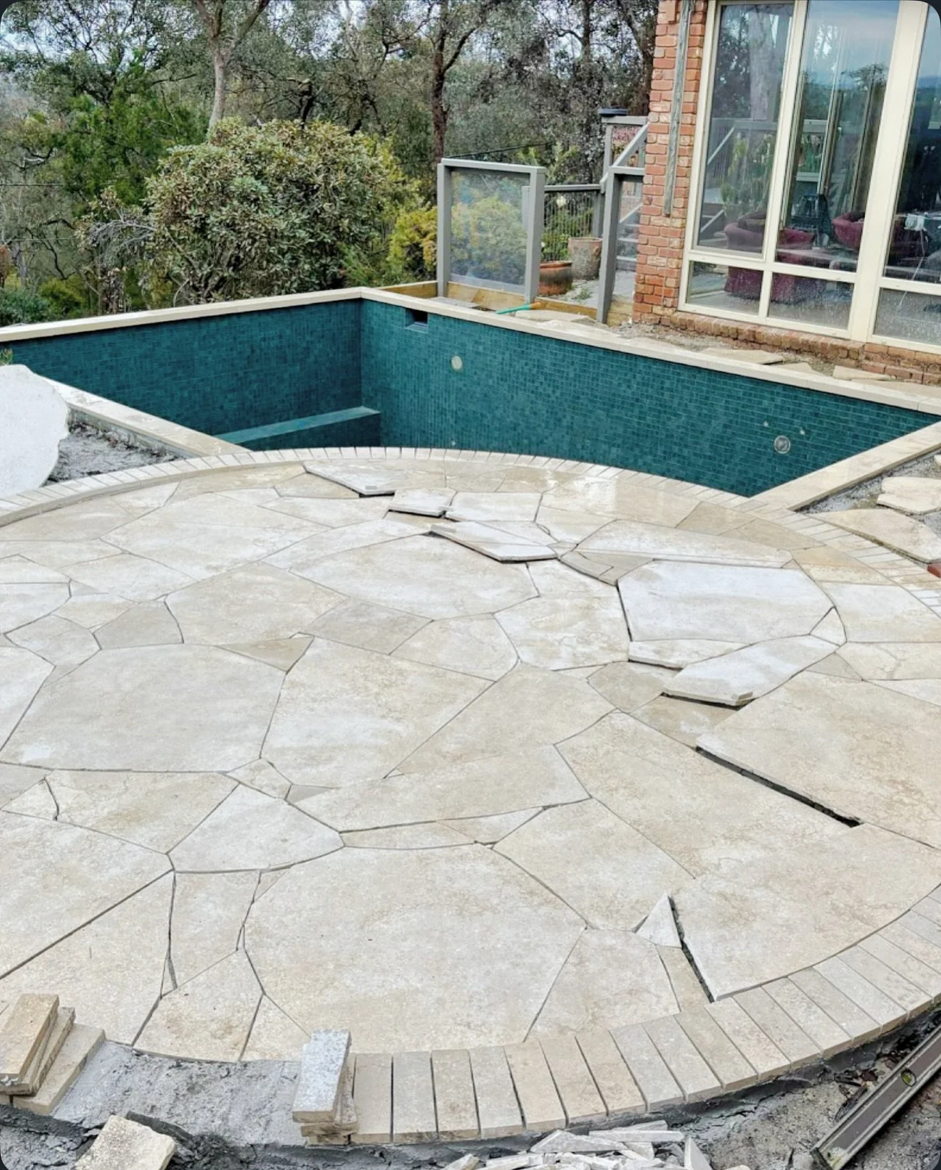 North Warrandyte project taking shape, setting the scene for a strong finish.

#melbournepools #poolbuilders #poolbuilder #crazypaving