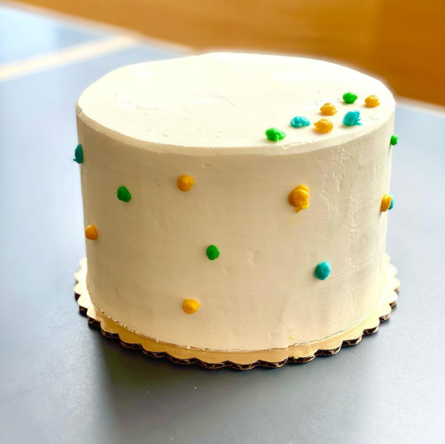 Polka Dot Cake.png