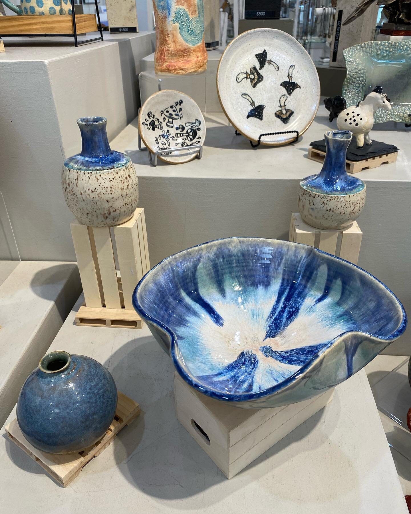 Feeling cool beachy, breezy colors!!! #ovaartsgallery #glazing #ceramicart #ceramichomedecor