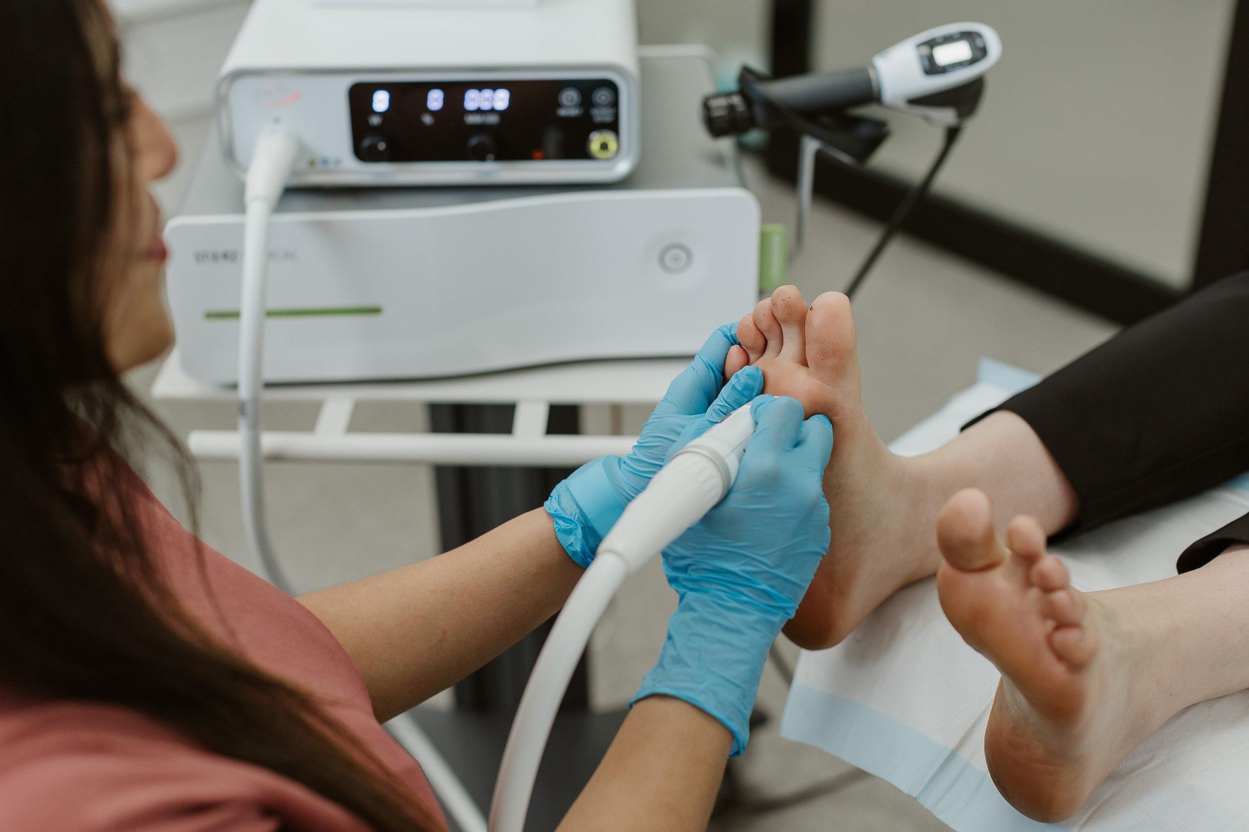 Plantar Warts: Myths, Spread &amp; When to See a Podiatrist