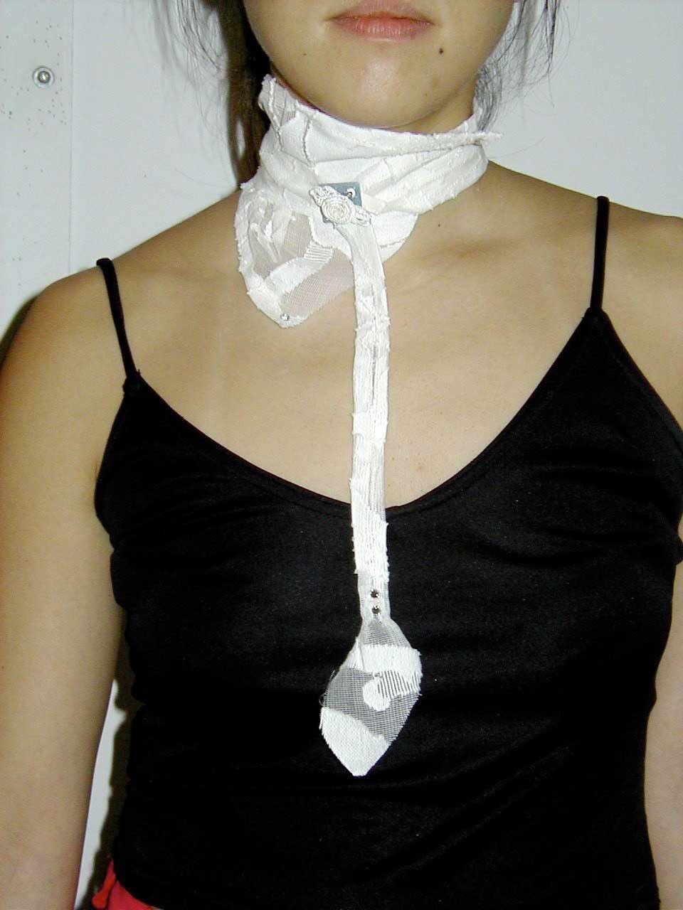 CALLOWAY Scarfette Up Close View Of Model Wearing