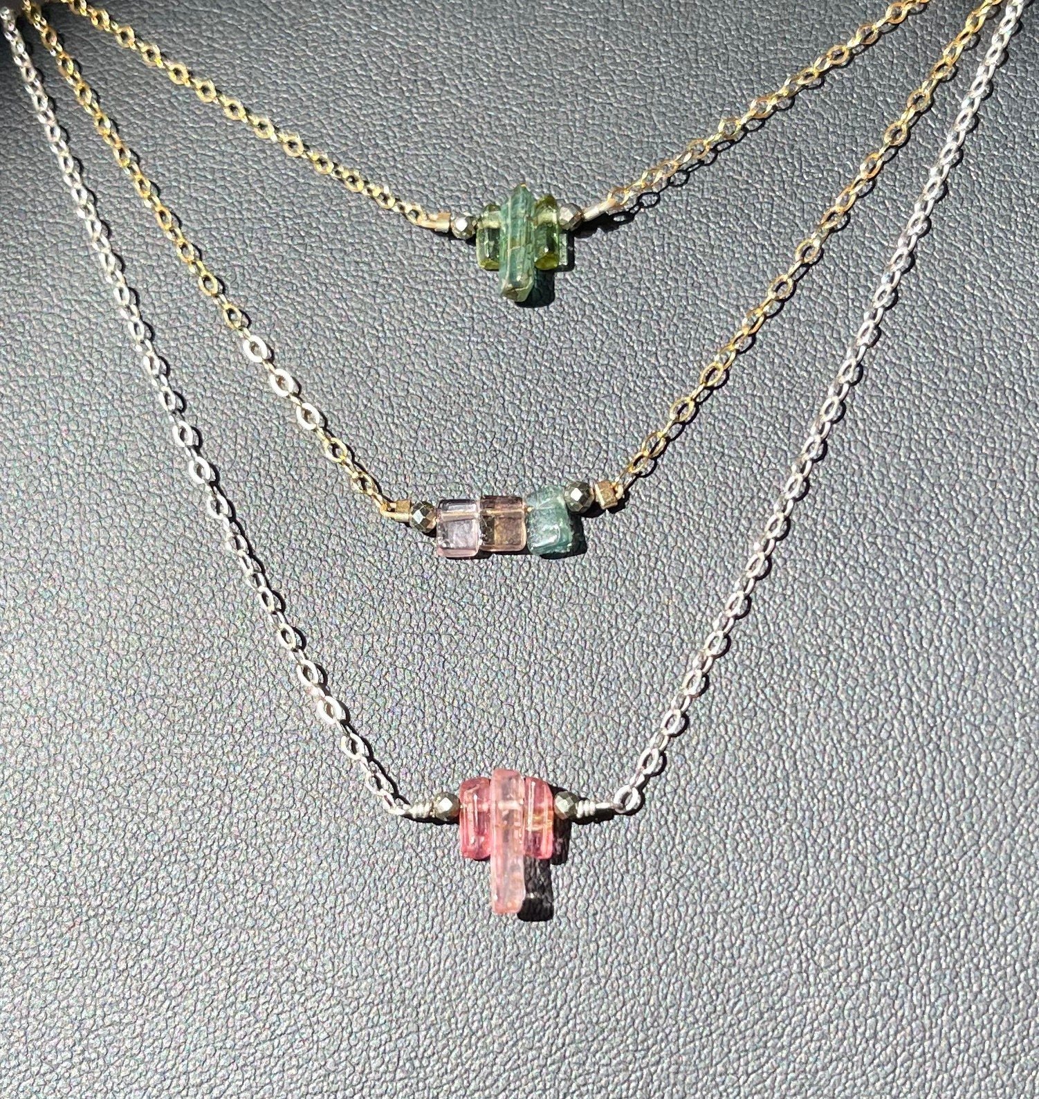 HASTINGS Choker Top Hanging View