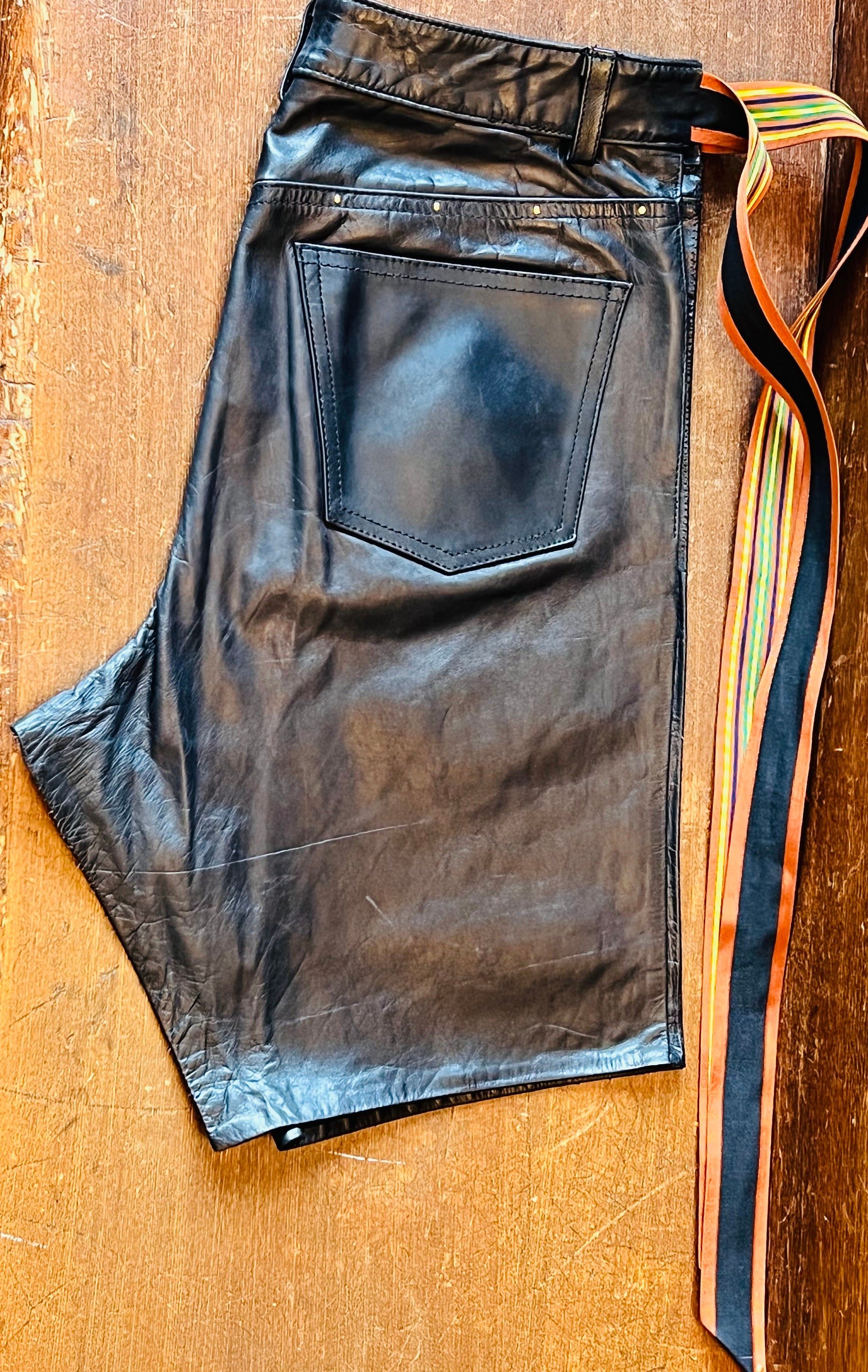 TRUCKER Attachable Pockets On Display