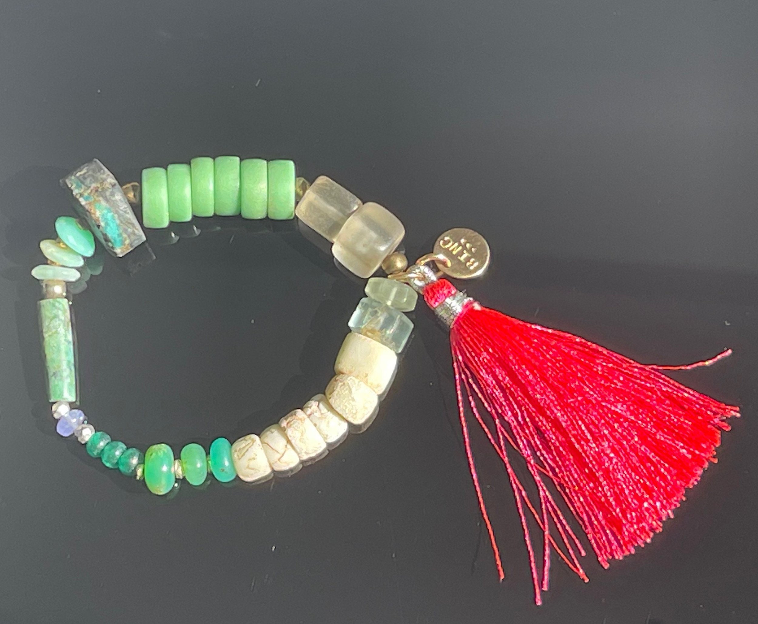 PEITY Bracelet Top Angle View