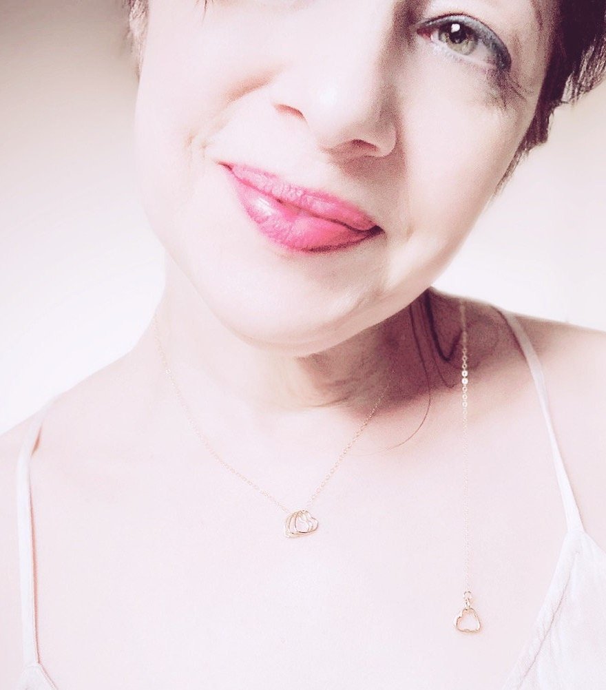 ALEXANDRA Versatile Necklace Bracelet Combo Model Wearing