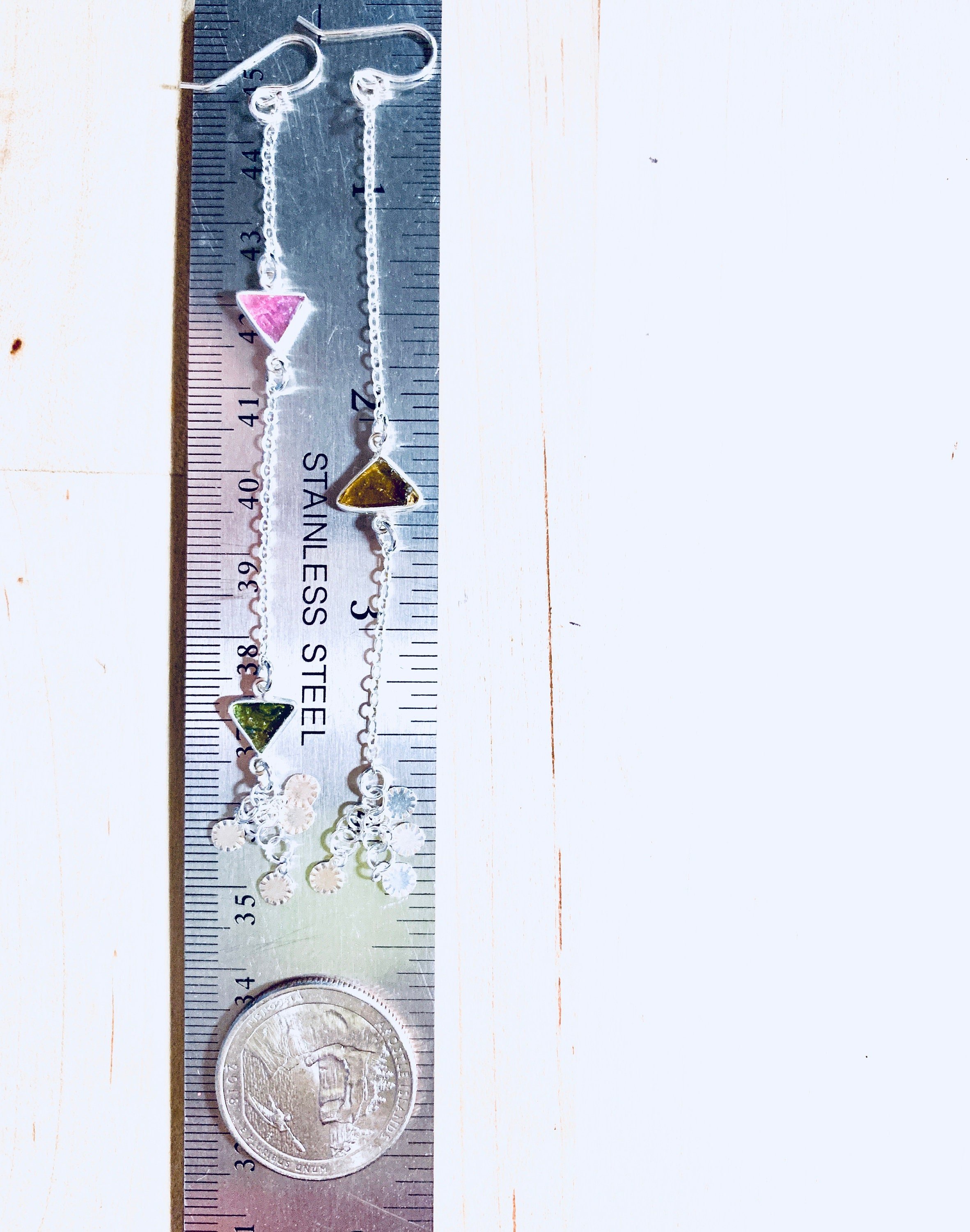 BEATRIX Earrings Measuring Size