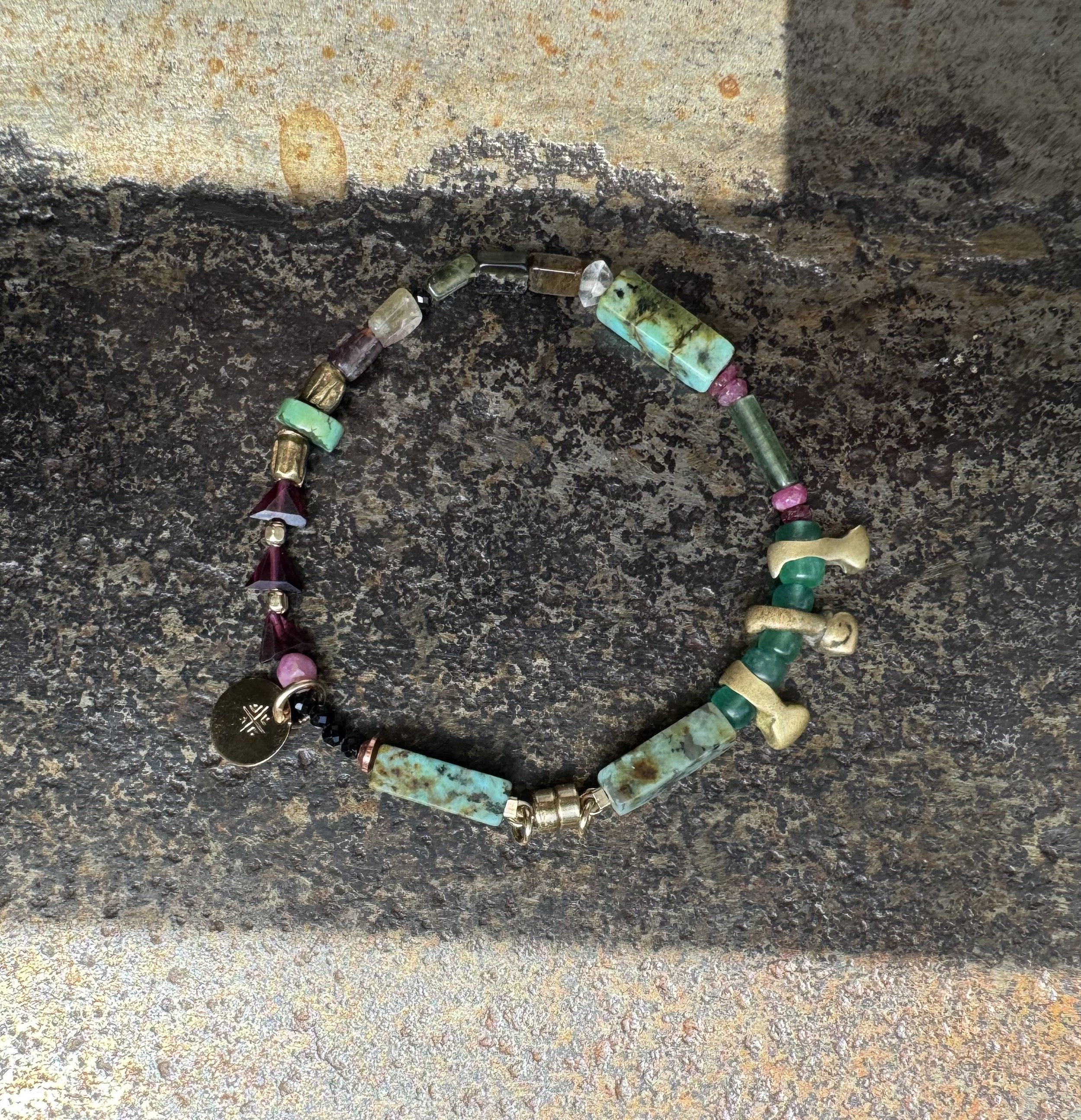 bracelet top view