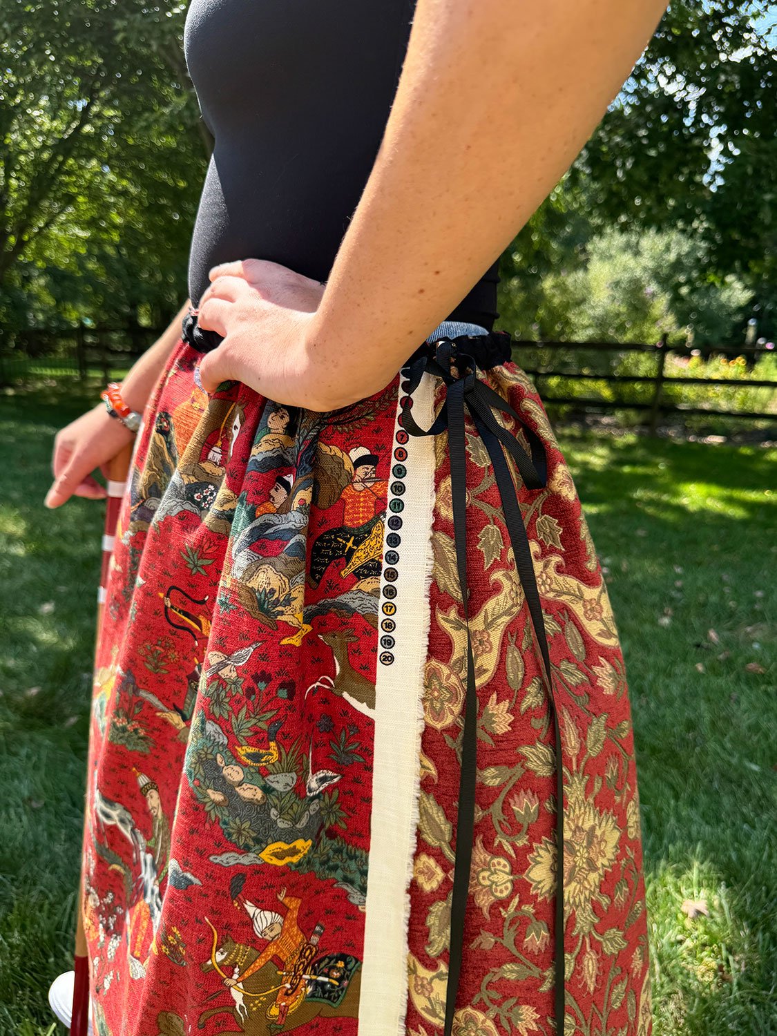 Piper skirt on model side view shown up close