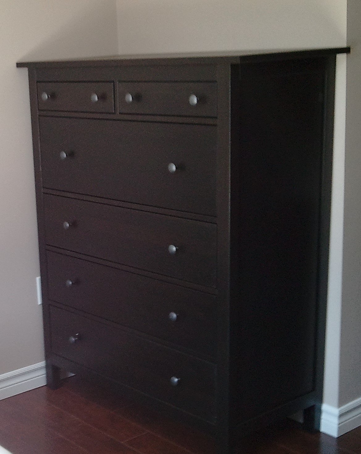Assemble_Dresser+1.jpg