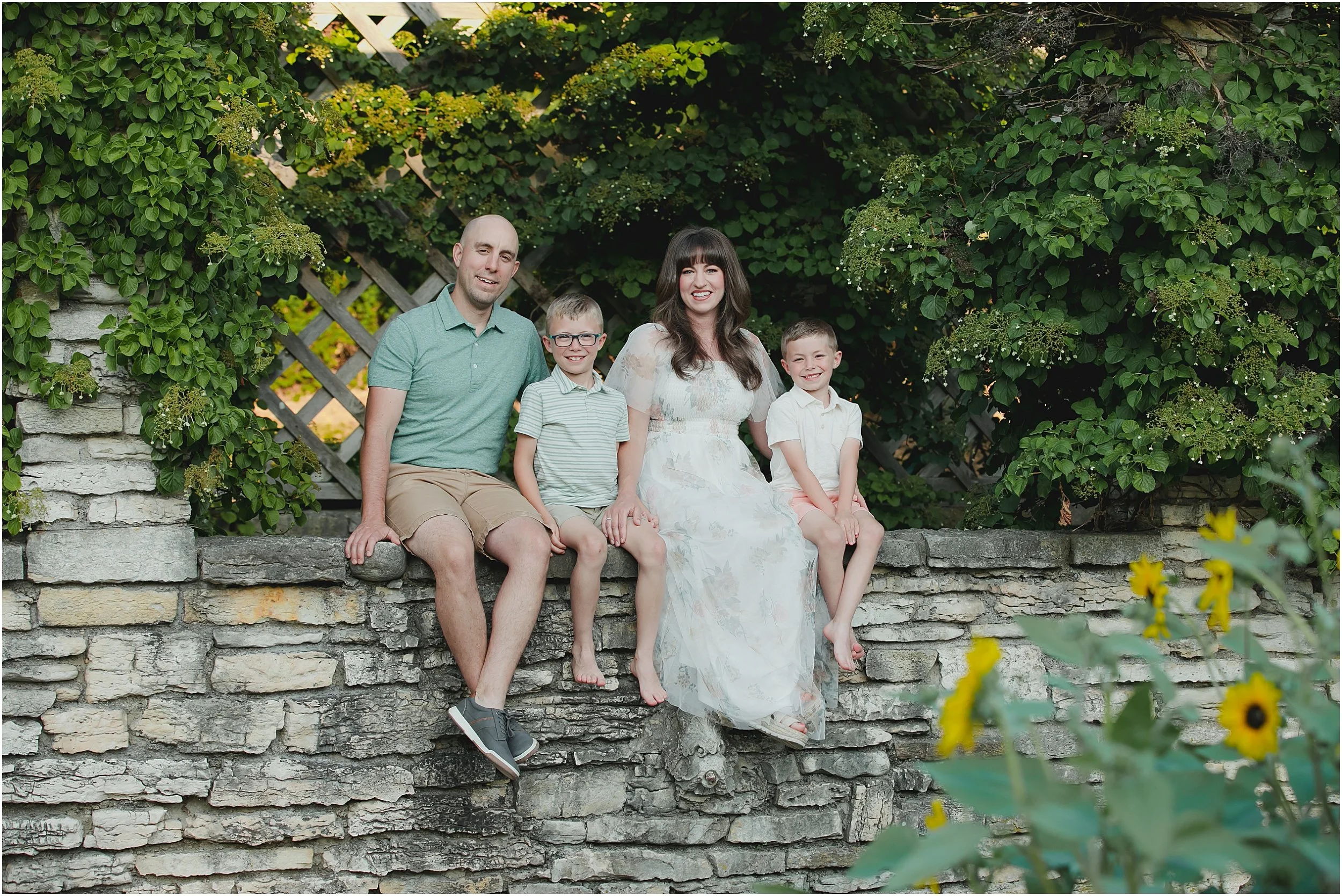 06-sunset-family-photos-frame-park-golden-hour-candid.JPG