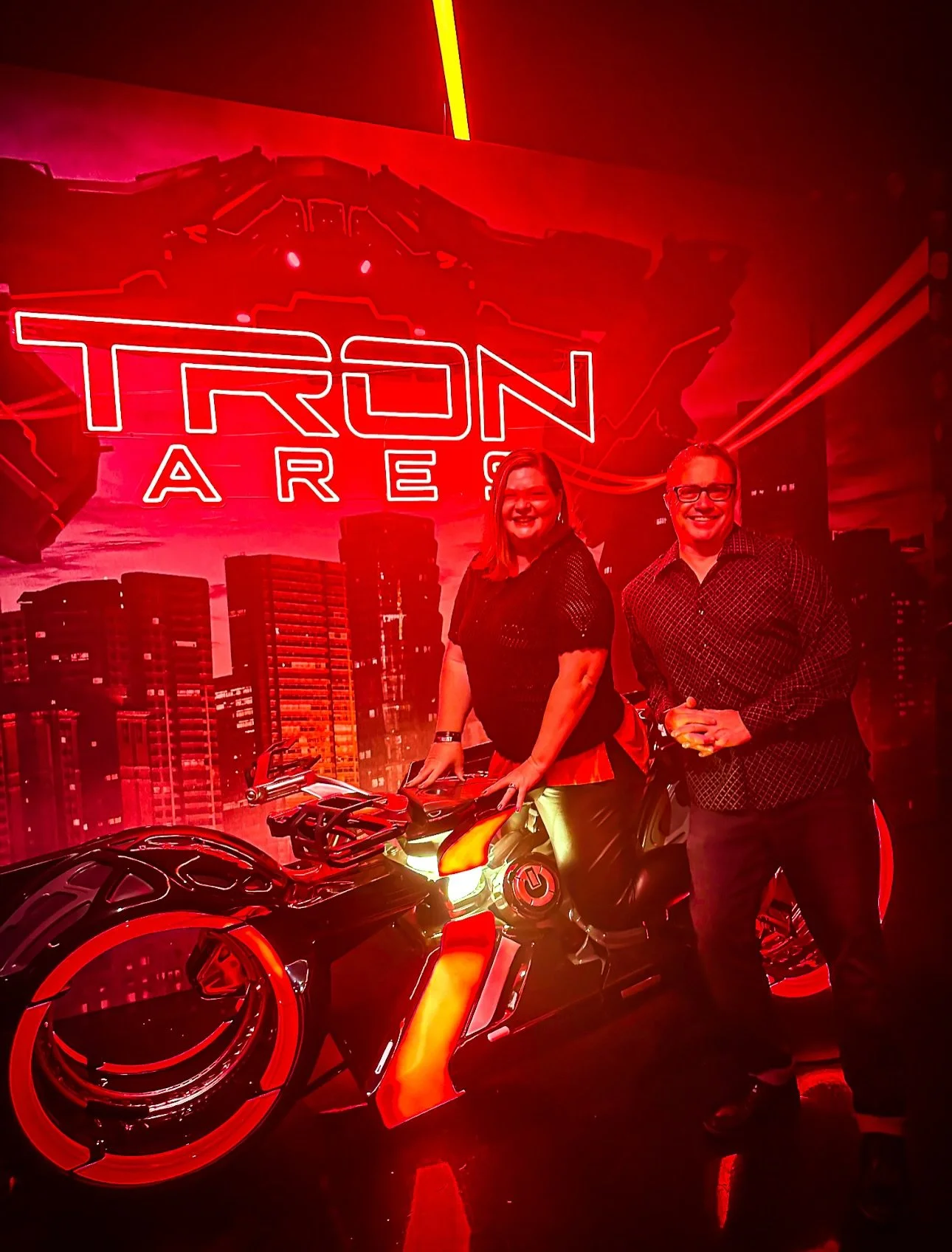 ❤️&zwj;🔥Mom and dad went to a rave❤️&zwj;🔥 we jumped into the GRID at @thebellwetherla to celebrate the release of #TronAres! And even though we were the oldest people there 😆 we still had a blast! 

❤️🖤Everyone had on their best red and black ra