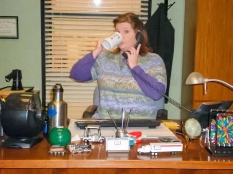 Do you recognize this desk? Swipe through to get some hints 😉 

16 years ago today I was on the set of #TheOffice and it was truly a dream come true. To this day, it&rsquo;s still the show I get asked about the most and I am more than happy to talk 