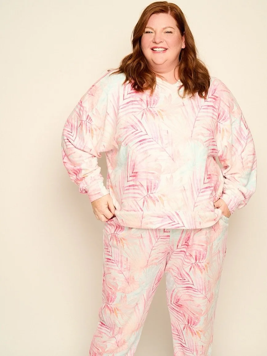 Save this post! 📲

🎤 I have three huge shows coming up @theicehousecc with an incredible lineup of  comics and I want you to be there!

April 25th 7:30 with @homeby9comedy 
May 3rd 8pm with @bleepcomedy 
May 22nd 7:30 with @lintorious Renegade show