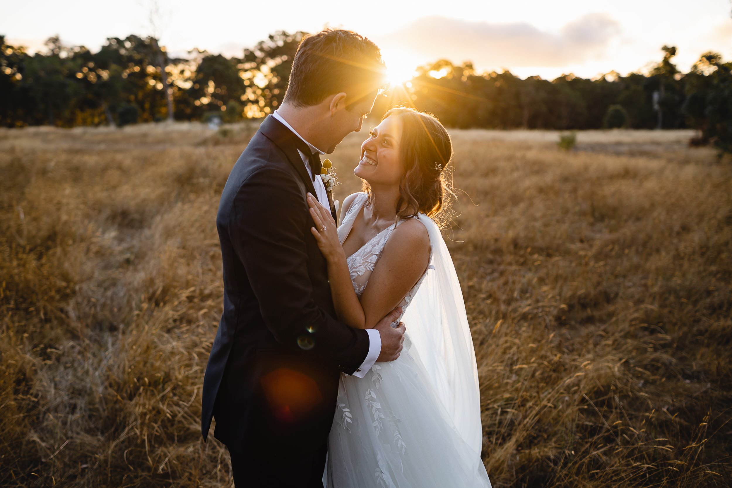 Photogerson-MJ-Rustico-Hay-Shed-Hill-Wedding-Photographer-350.jpg