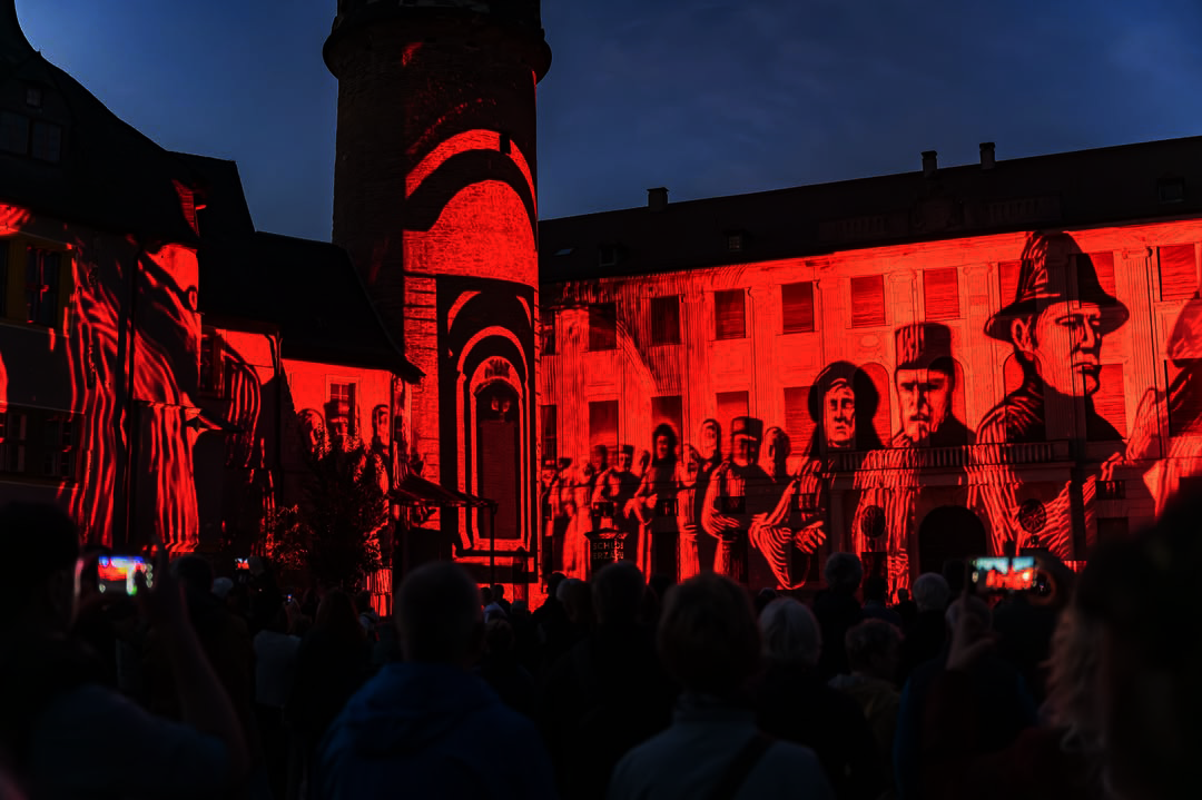 Interactive Architecture Projection Mapping | The Silent Carnival