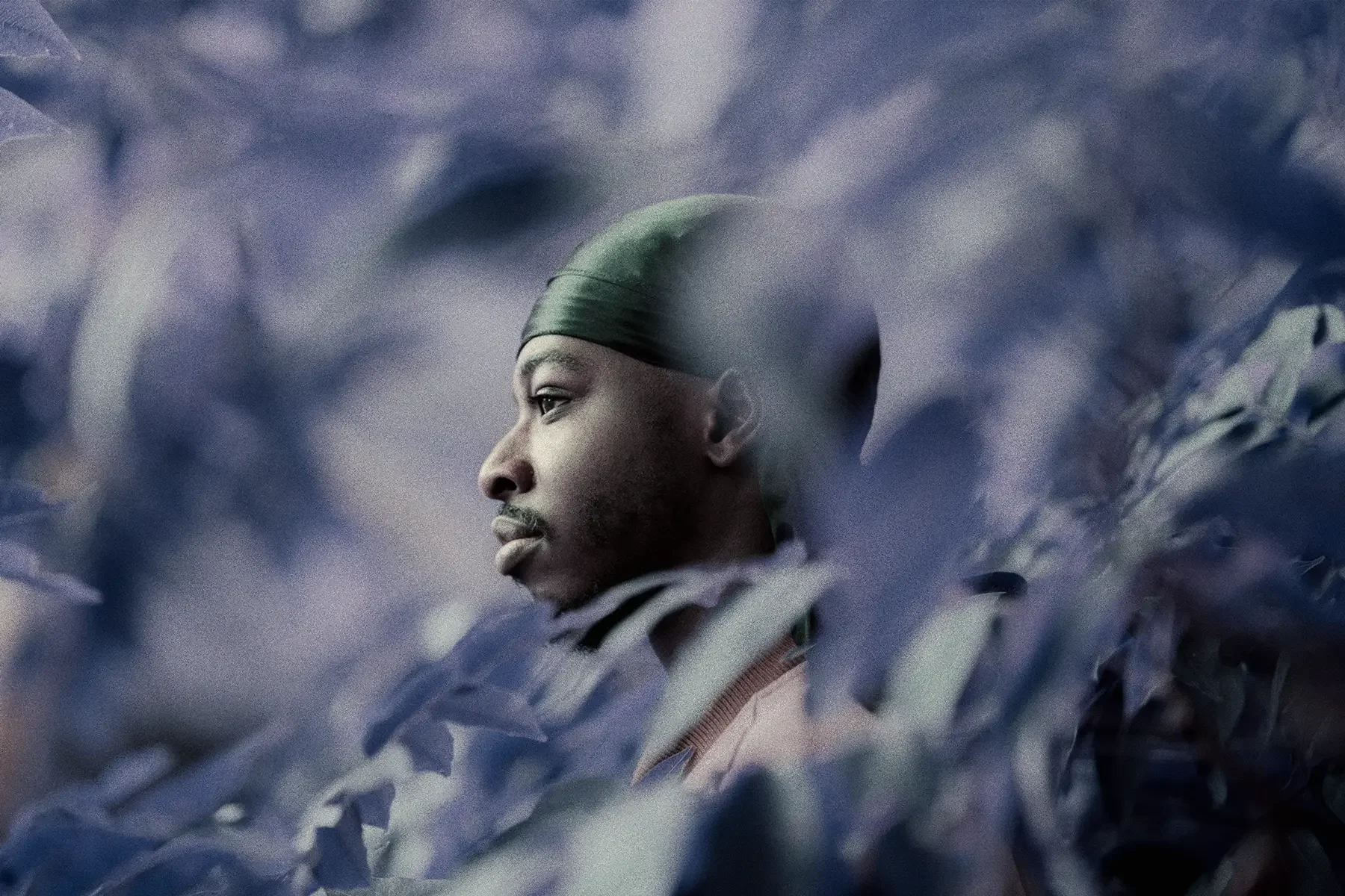 portrait_kraftykid-lomochrome-purple04.webp