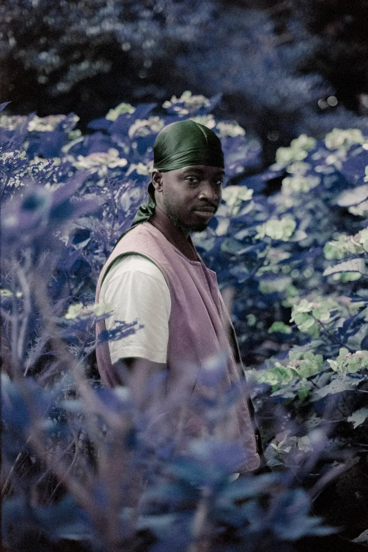 portrait_kraftykid-lomochrome-purple13.webp